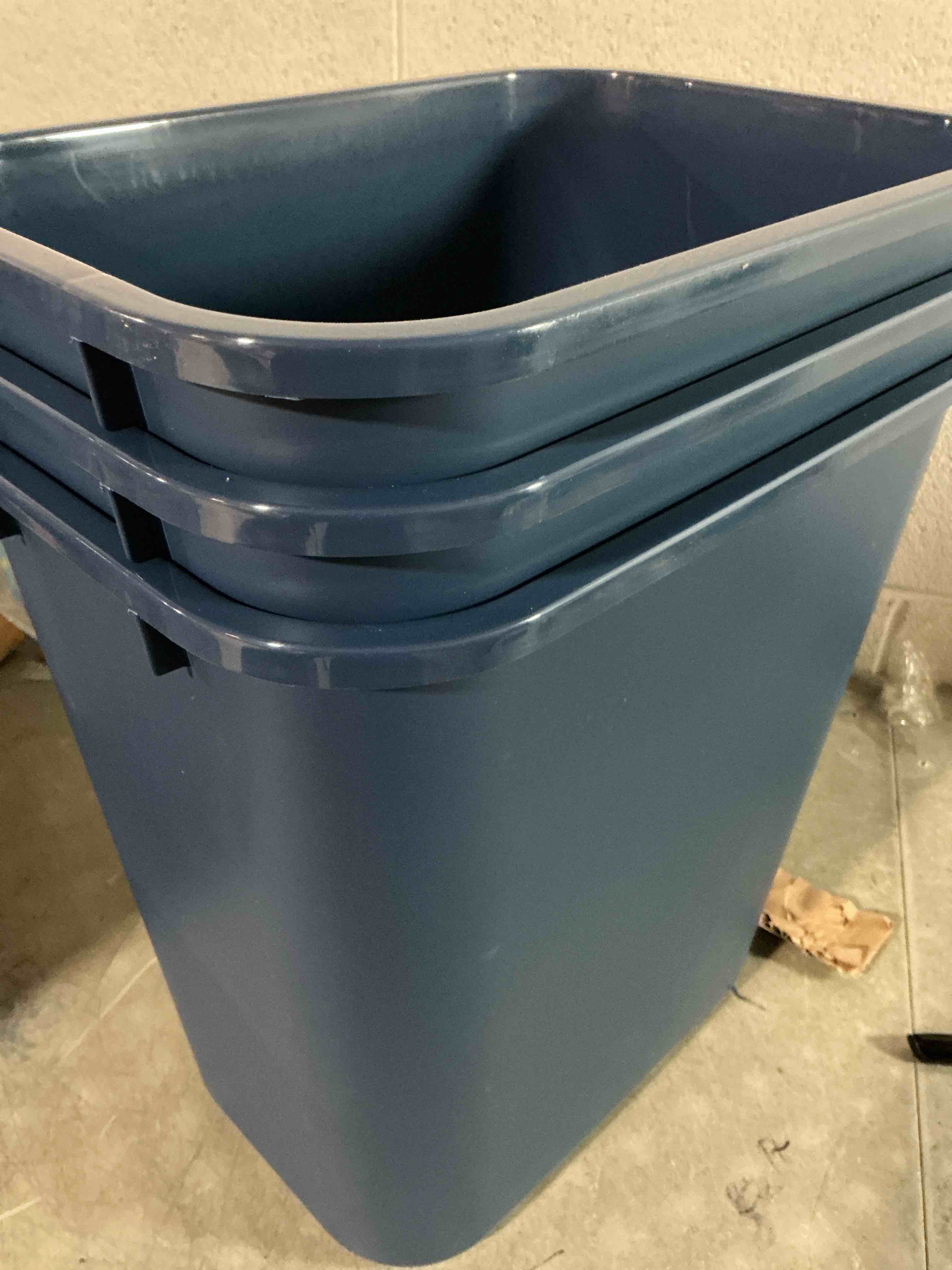 Condition photo showing New/Like New for acrimet wastebasket, deskside bin, 6.75 gallon/ 27 quart/ 24 liter (plastic) (blue color) (set of 3)