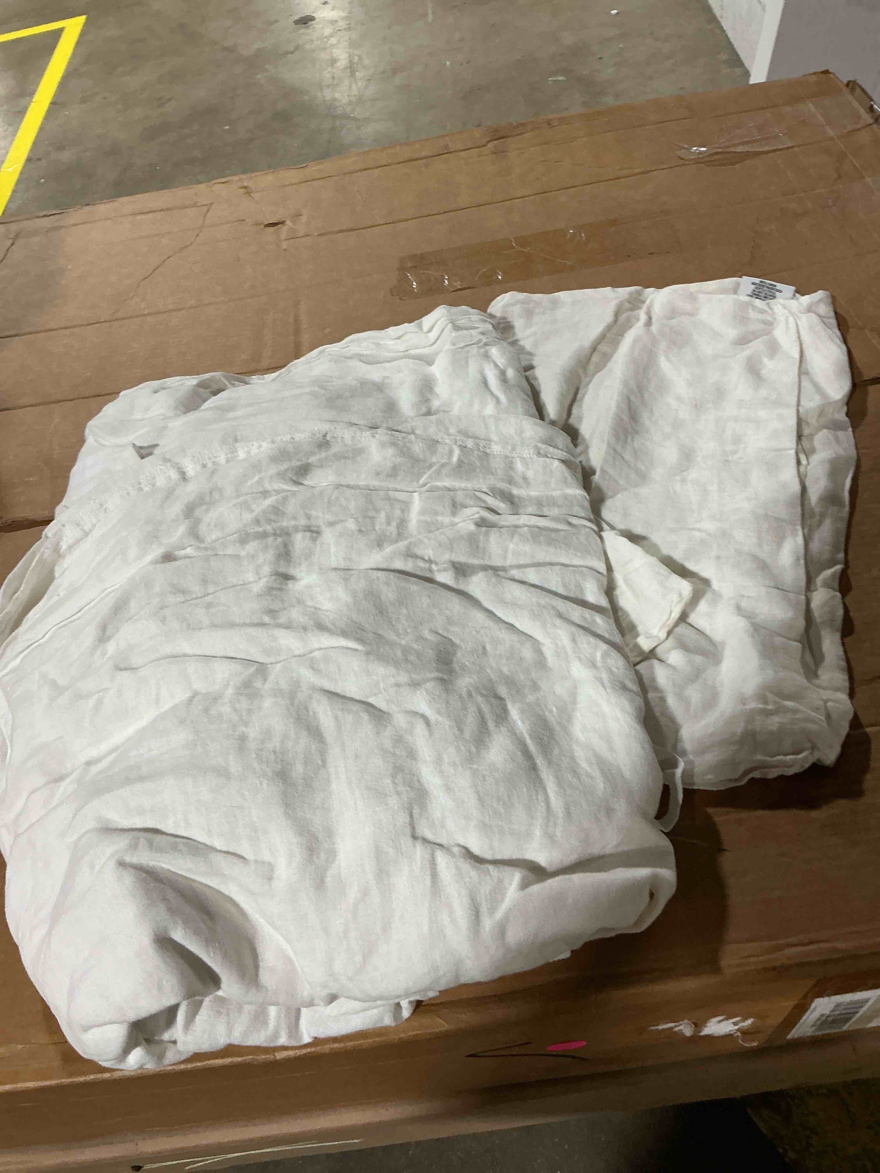 Condition photo showing As Is for 3-pieces bamboo duvet cover set, full/queen, fig, incomplete different stock color
