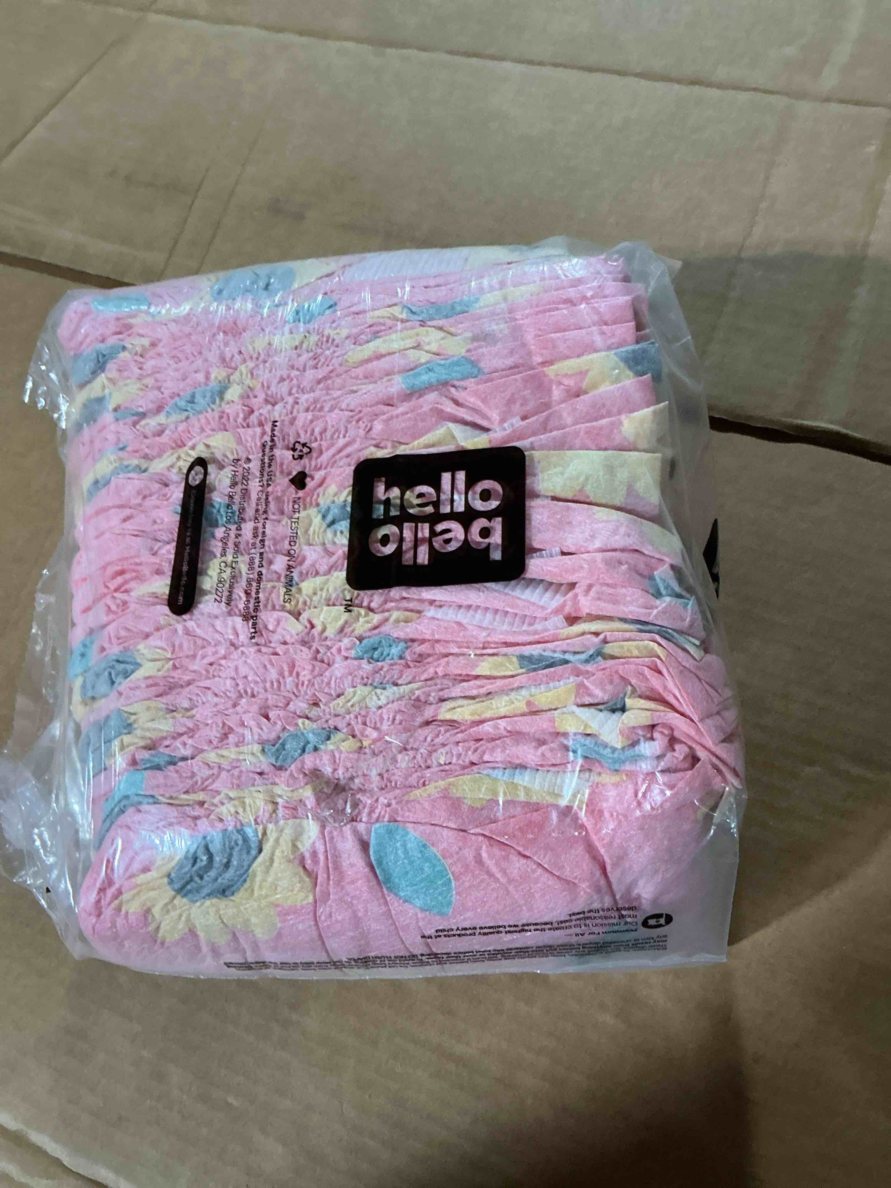 Condition photo showing Good Condition for hello bello diapers, size 3 (14-24 lbs) flower child, 25-count value pack of premium disposable baby diapers, hypoallergenic with soft, cloth-like feel flower child size 3 (100 count)