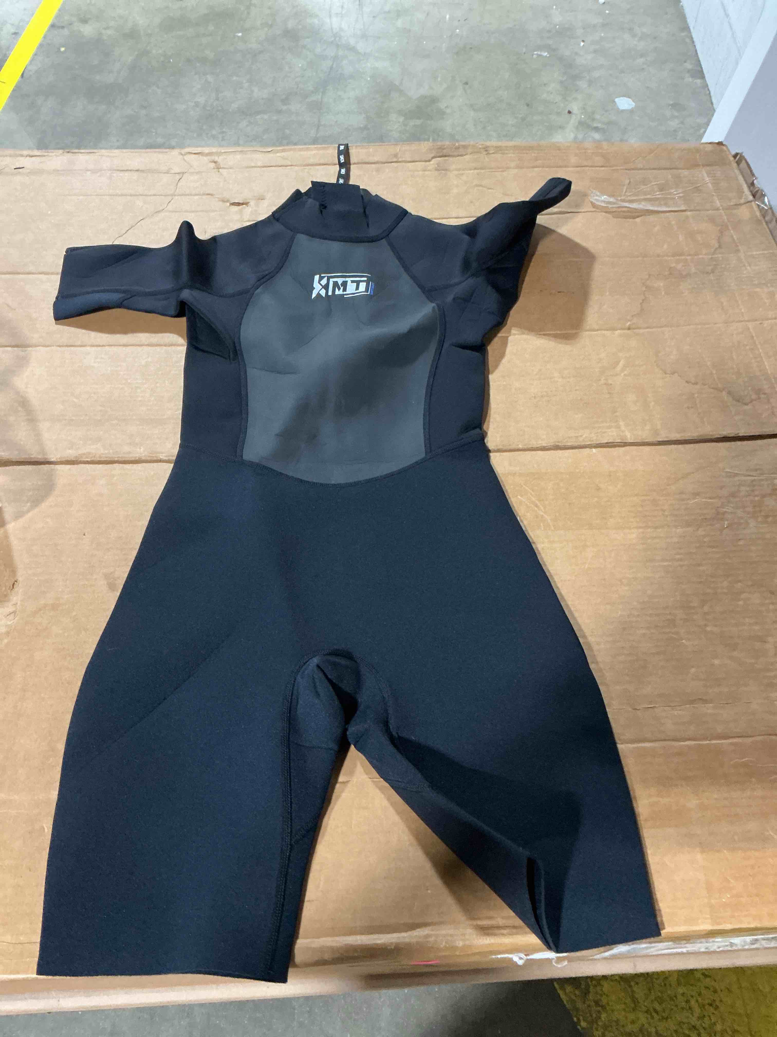 Condition photo showing Good Condition for kmt women wetsuit, womens 2mm shorty wetsuits upgrade cr neoprene wet suits back zipper, 6 size