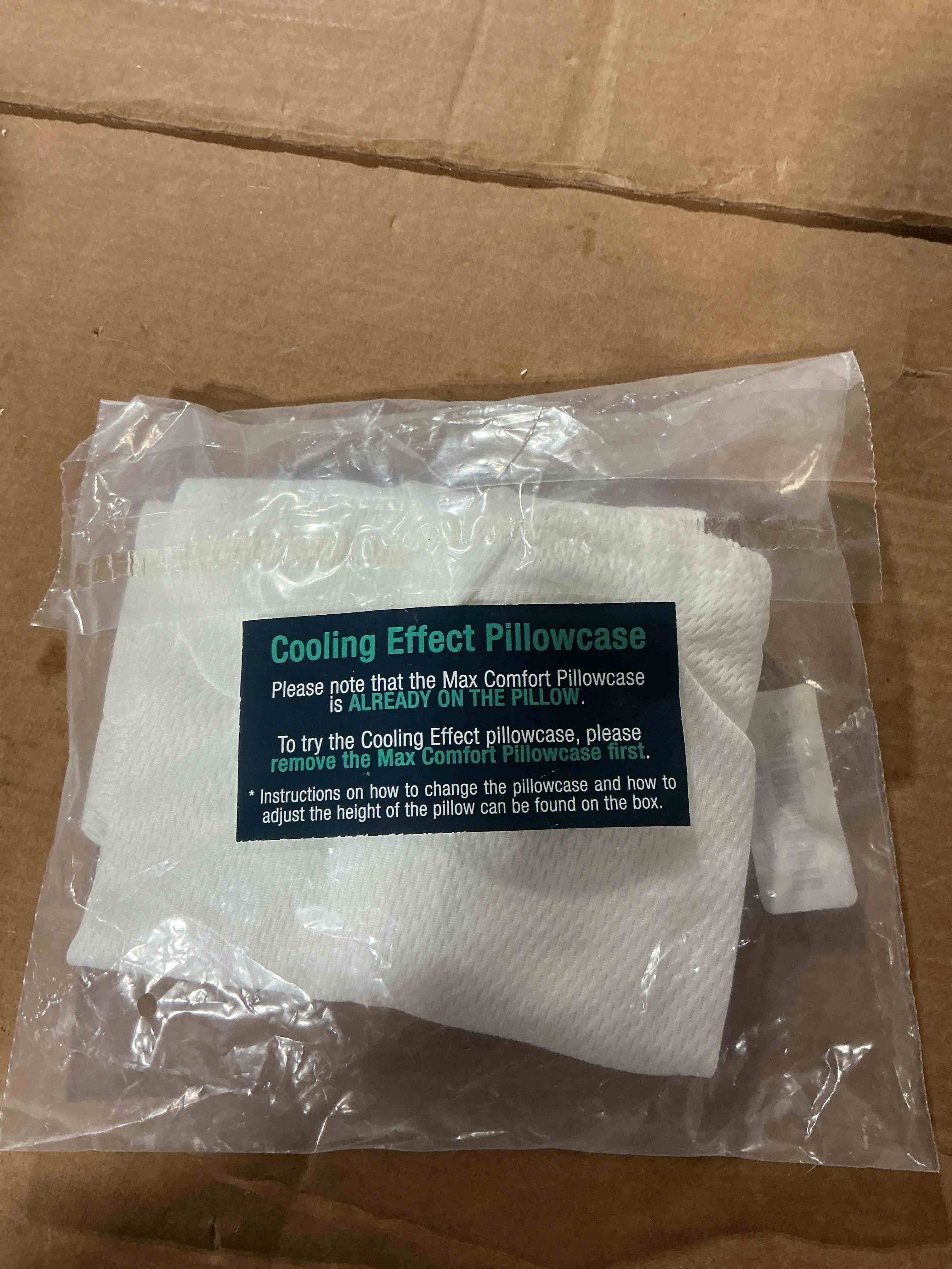Condition photo showing Good Condition for lunderg cooling pillowcase cover only