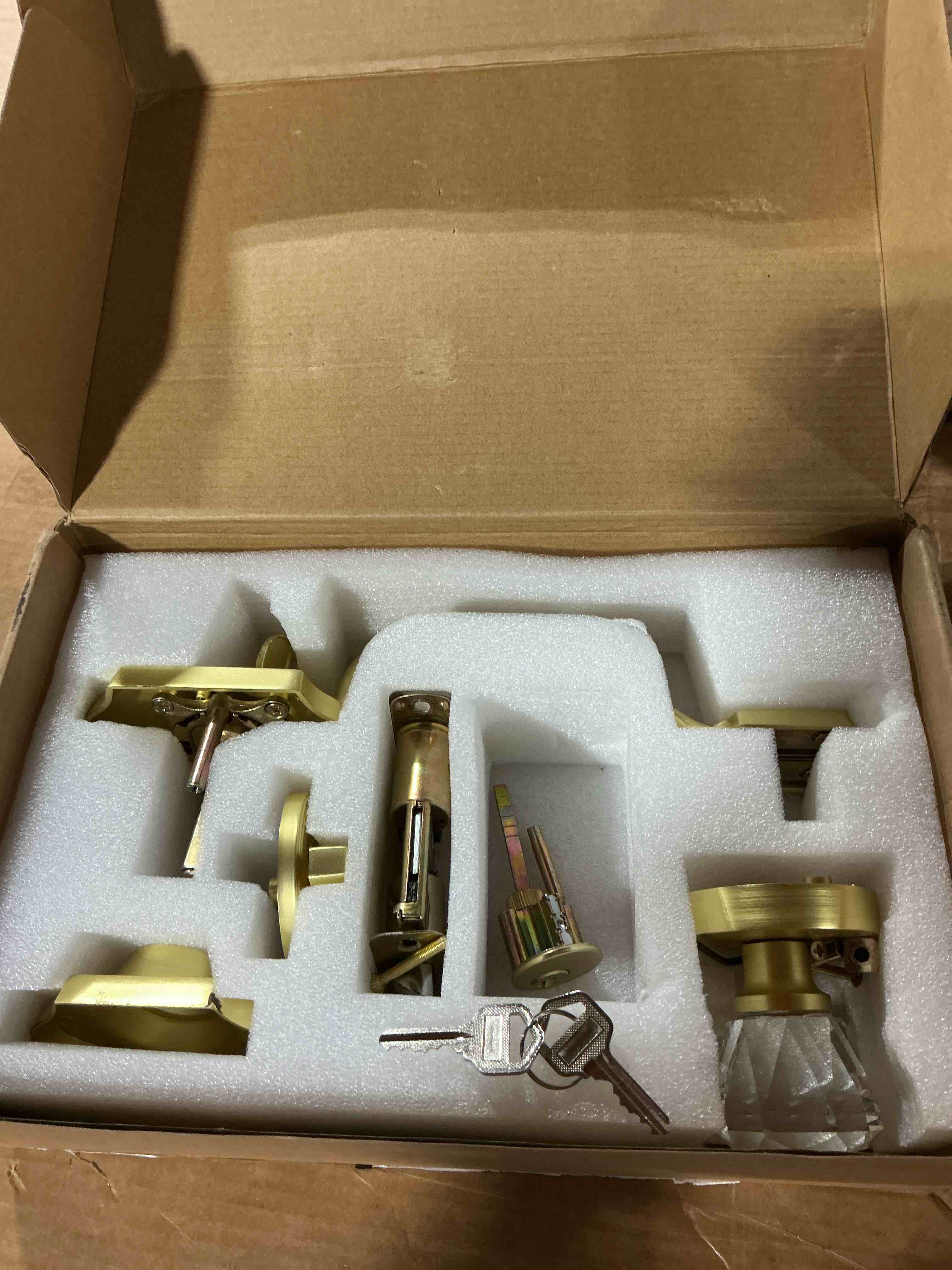 Condition photo showing Good Condition for ehomeware 1 pack front door lock set, exterior door handle gold, entry door locksets with deadbolt, front door handle, glass door knobs, reversible for left & right doors, satin brass finish