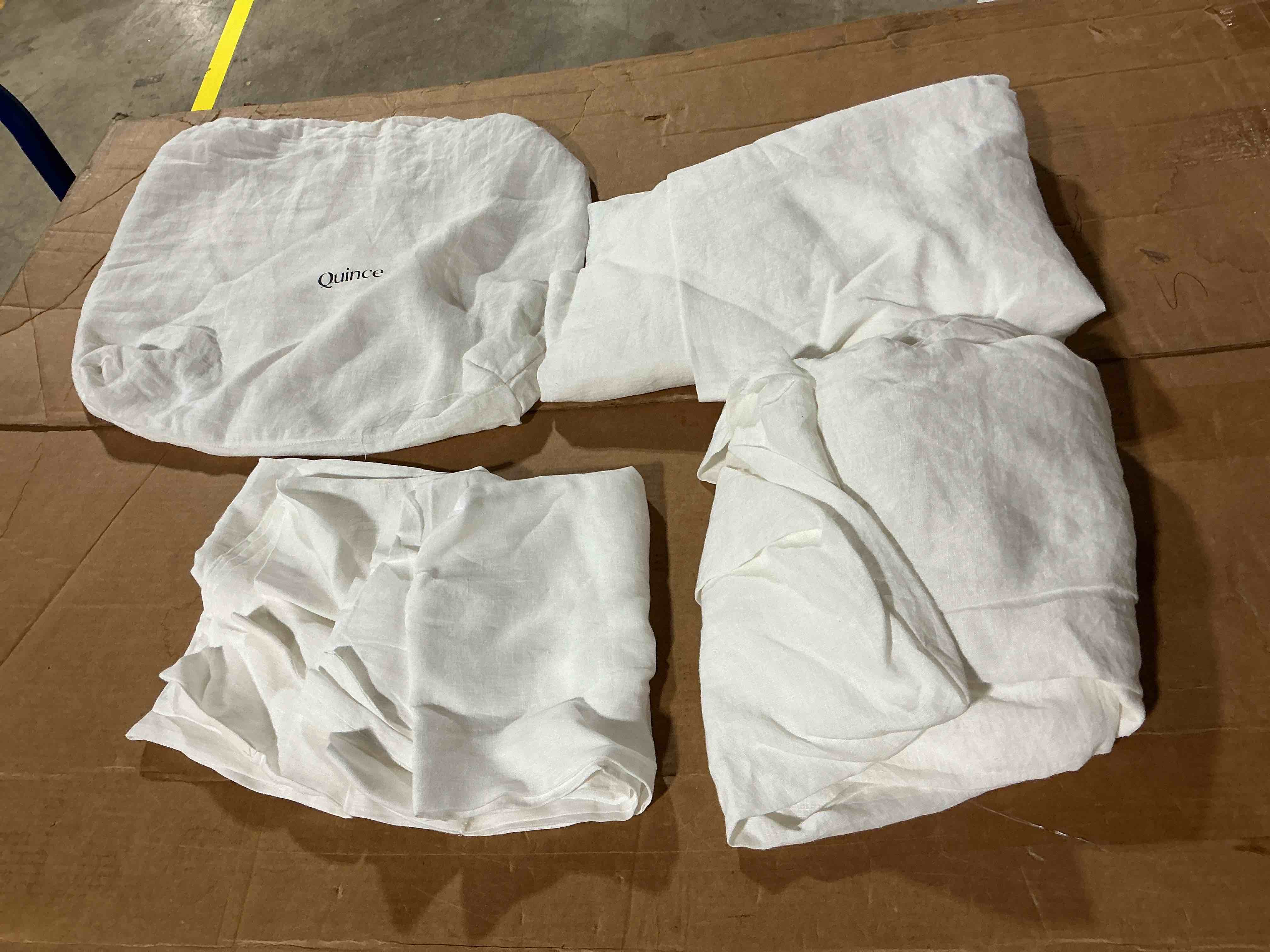 Condition photo showing Good Condition for quince european linen sheet set, 4-pieces queen ivory 