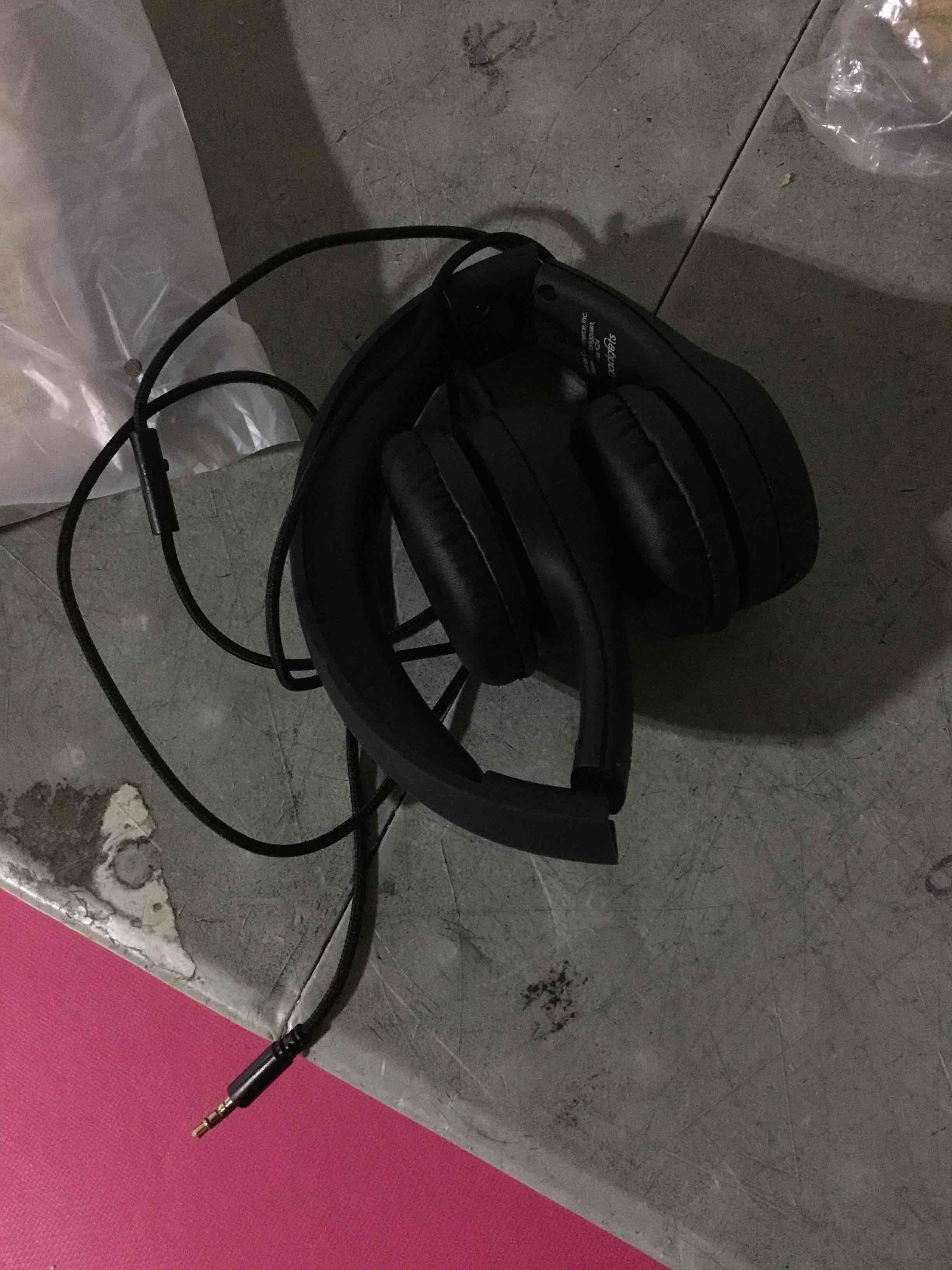 Condition photo showing As Is for LilGadgets Connect+ Foldable Headphones, Adjustable Fit Soft Touch Padding for Kids with Mic, Volume-Limited & Noise Reduction On-Ear Wired Headset for School with SharePort - black, Ages 3-14