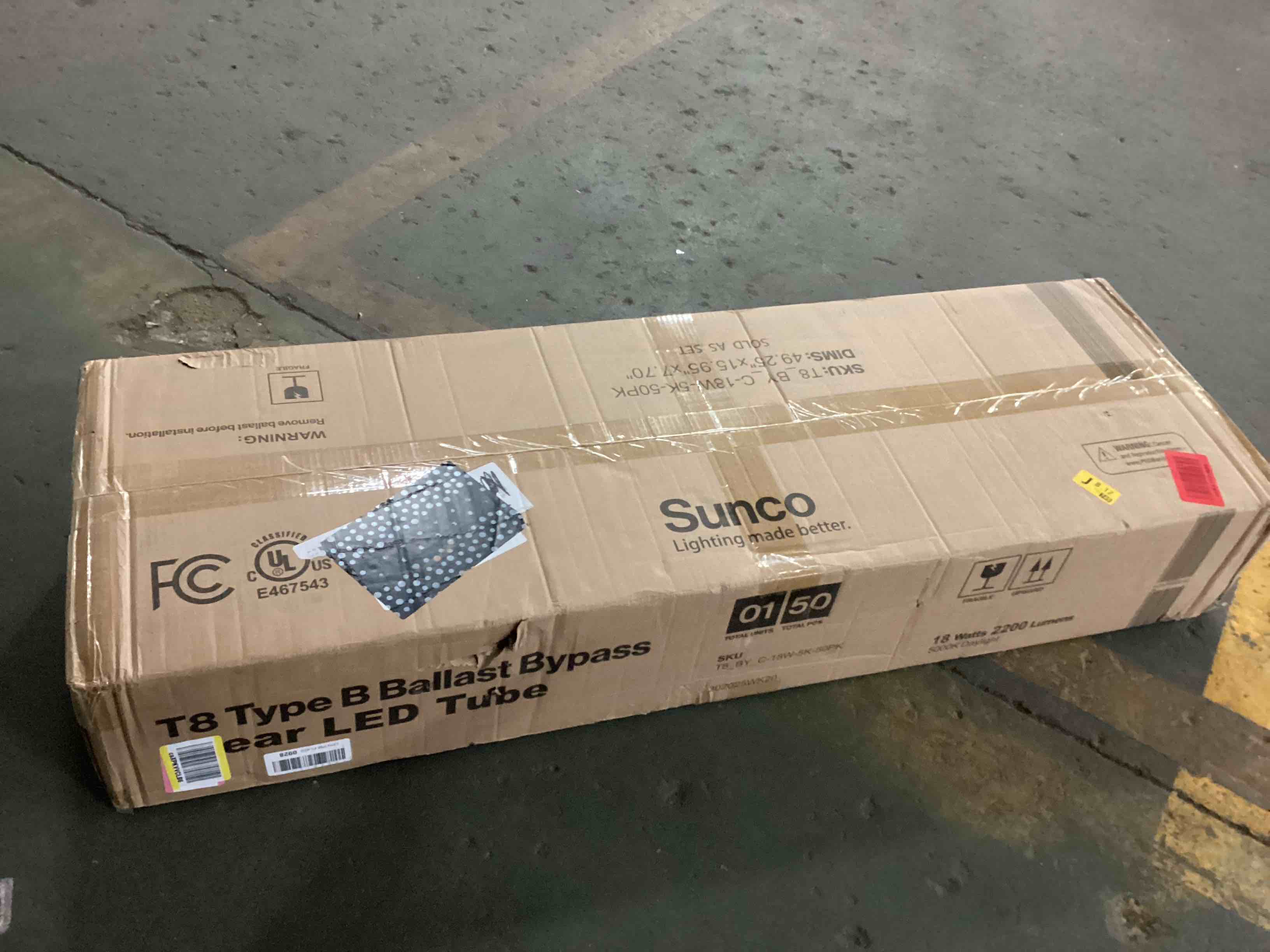 Condition photo showing New/Like New for sunco 50 pack t8 led bulbs 4 foot, tube light bulbs ballast bypass, 48 inch fluorescent replacement, 2200 lm, 18w, 5000k daylight, single ended power, type b, clear lens ul