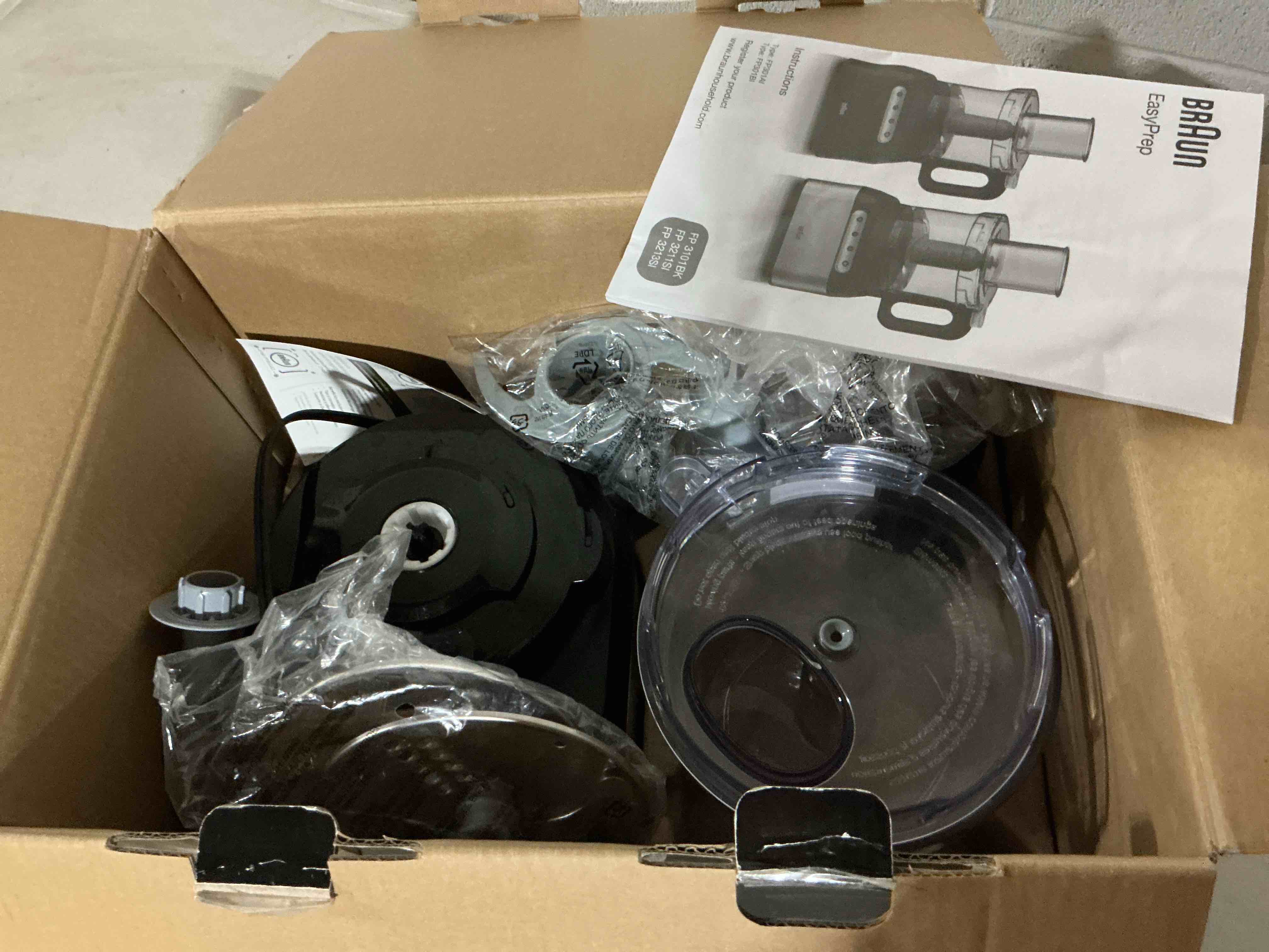 Condition photo showing Good Condition for braun fp3211si easy prep 8c food processor,silver