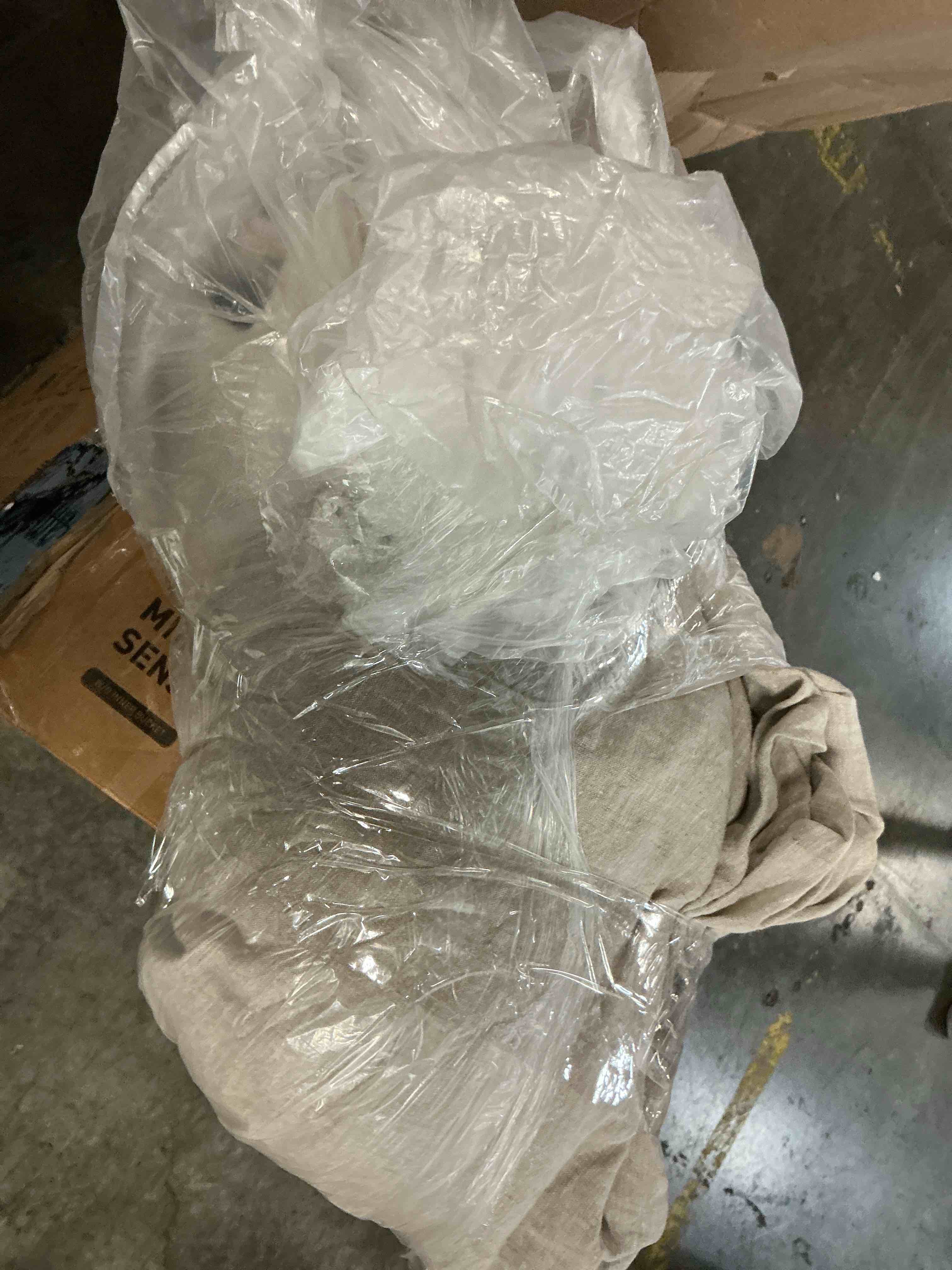 https://s3.amazonaws.com/lotting-images-prod/Bascom/TEA7101725_1789561234105.jpeg