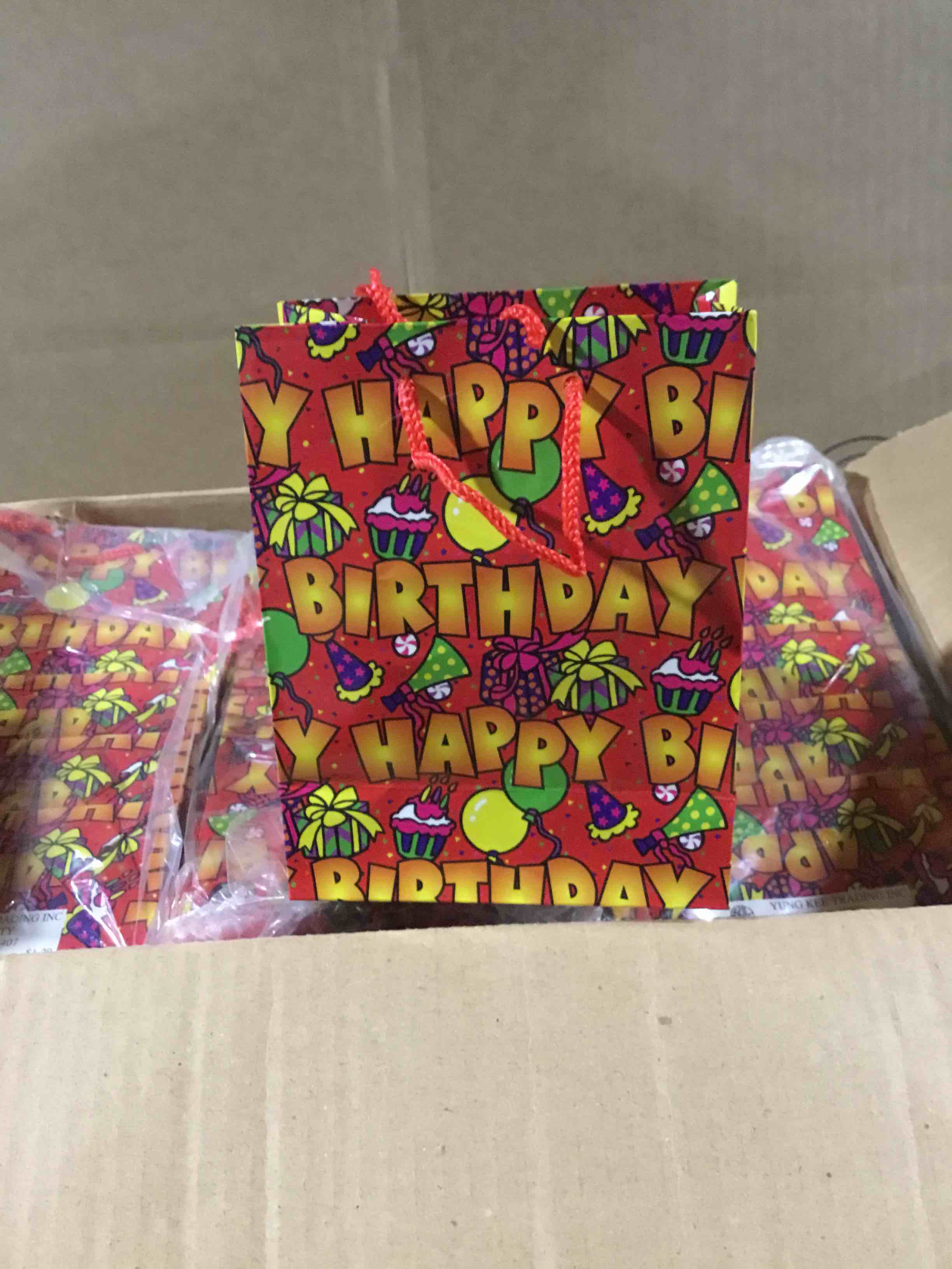 Condition photo showing New/Like New for Box of 300 Small Gift Bags Birthday