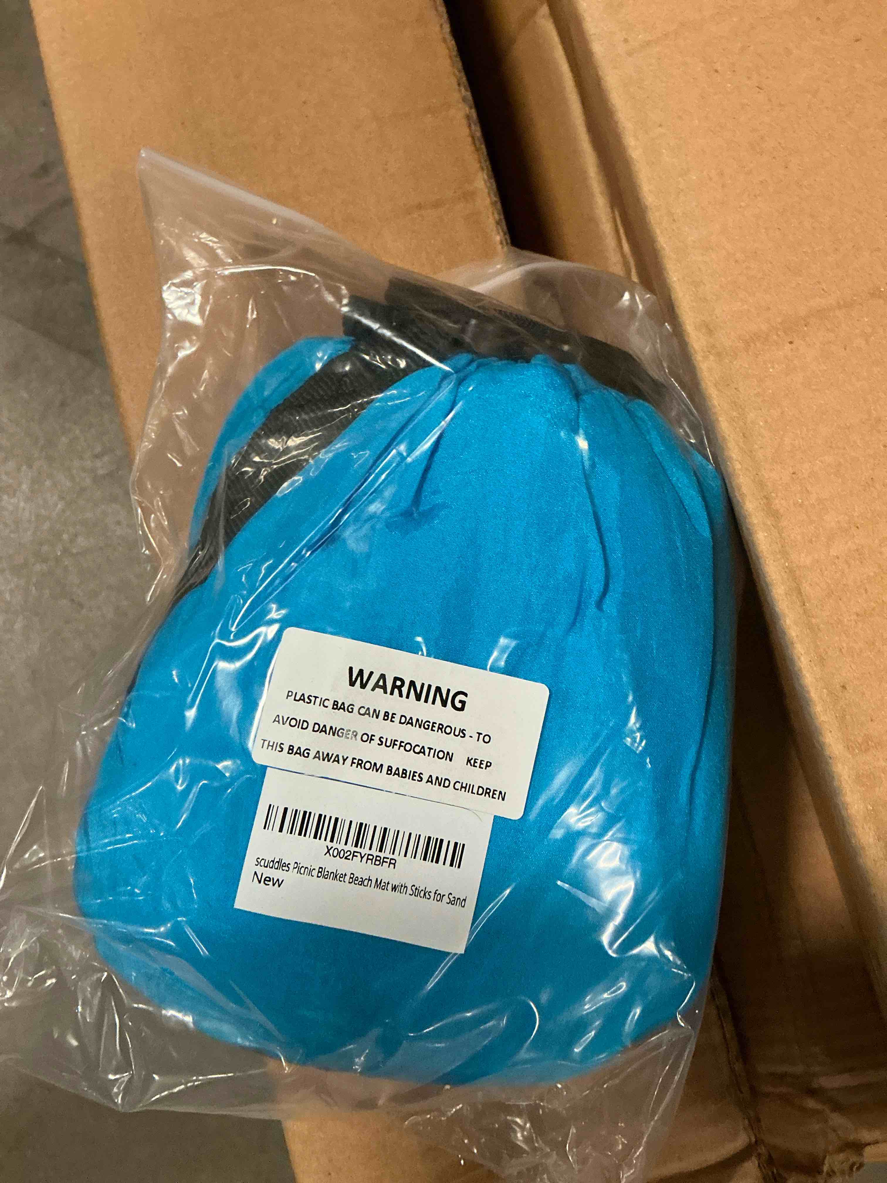 https://s3.amazonaws.com/lotting-images-prod/Bolsapicnic_1754927566077.jpeg