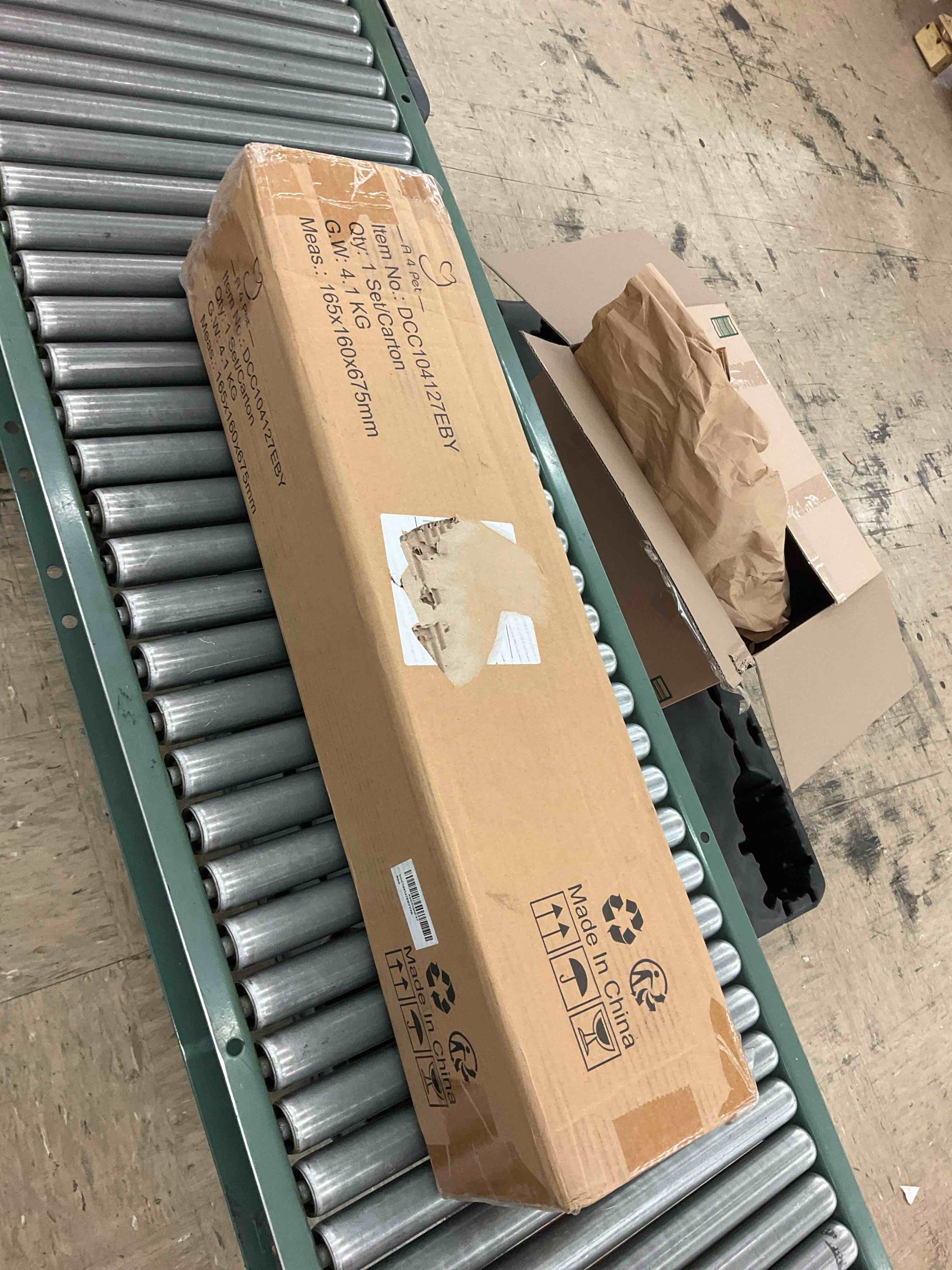 https://s3.amazonaws.com/lotting-images-prod/BoxBids/0426-009594_1779822943858.jpeg