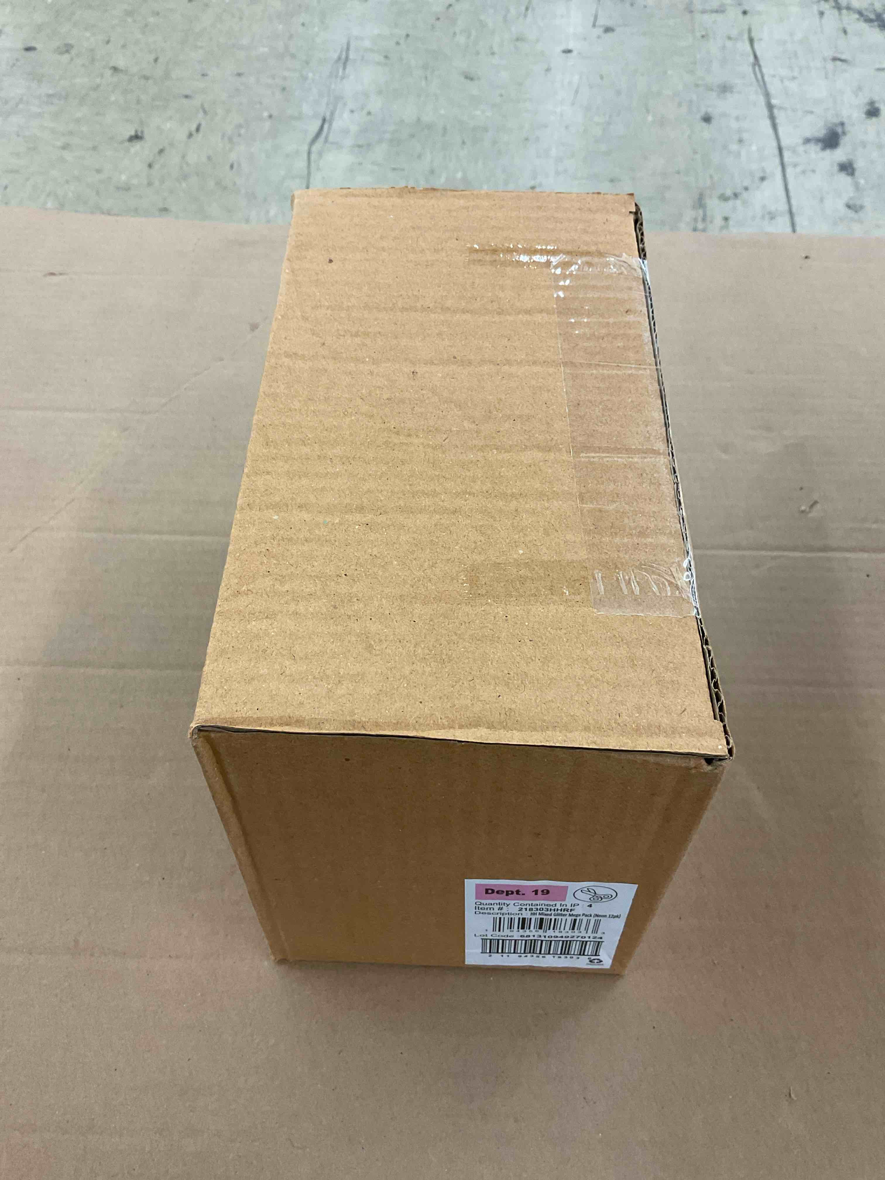 https://s3.amazonaws.com/lotting-images-prod/BoxBids/BXB0500041_1778257115350.jpeg