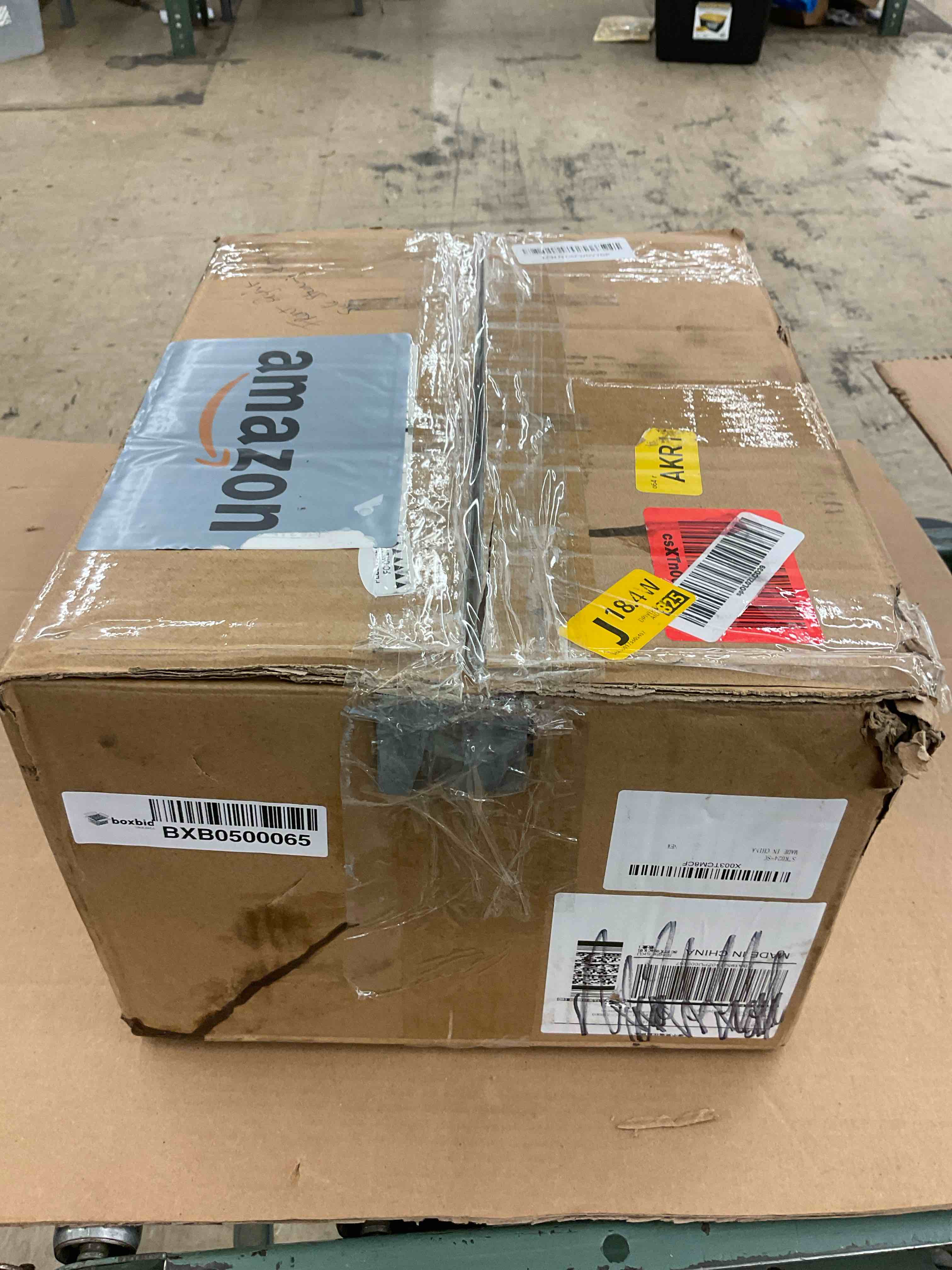 https://s3.amazonaws.com/lotting-images-prod/BoxBids/BXB0500065_1778267141427.jpeg