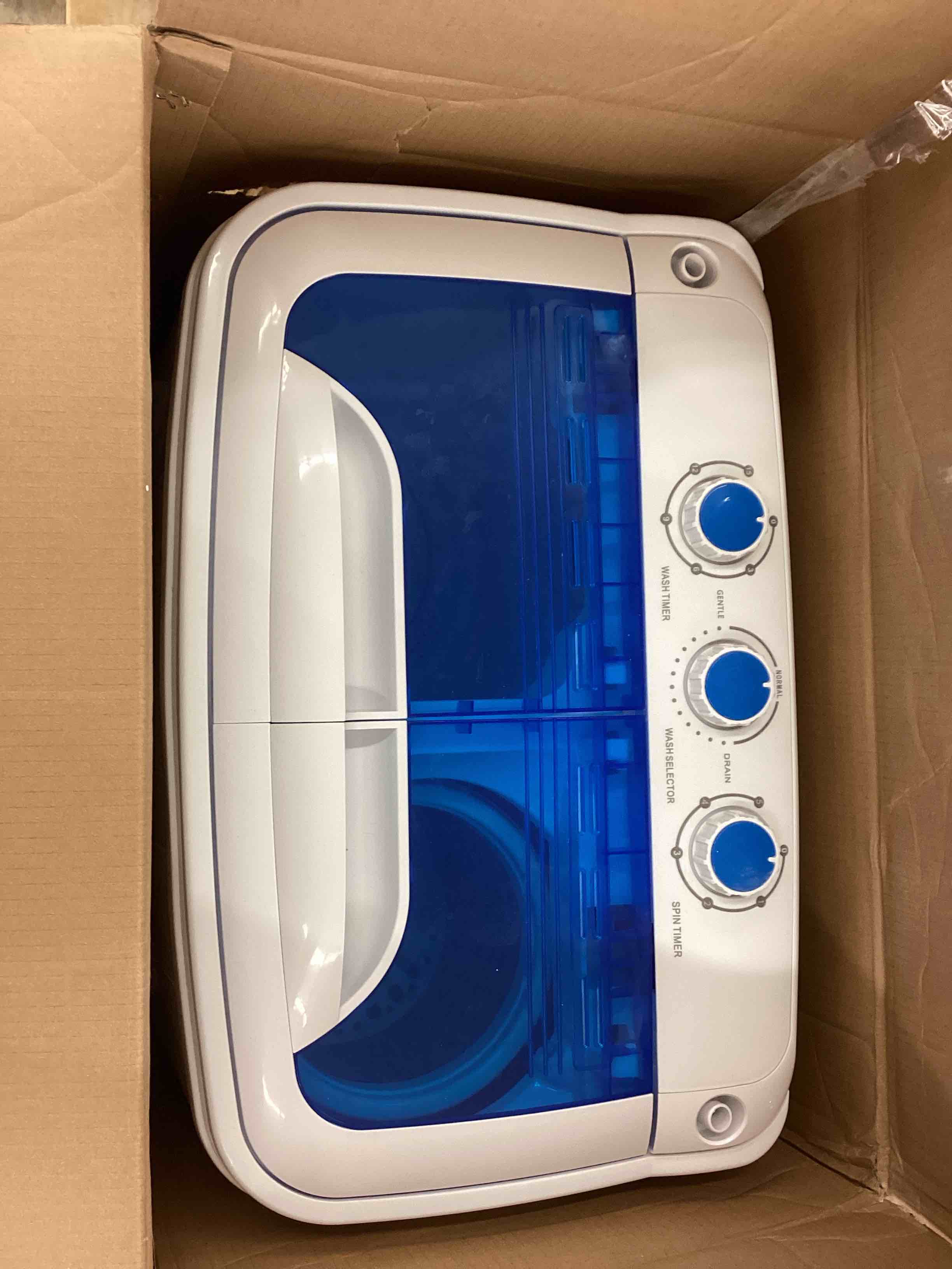 https://s3.amazonaws.com/lotting-images-prod/BoxBids/BXB0500161_1778677051783.jpeg