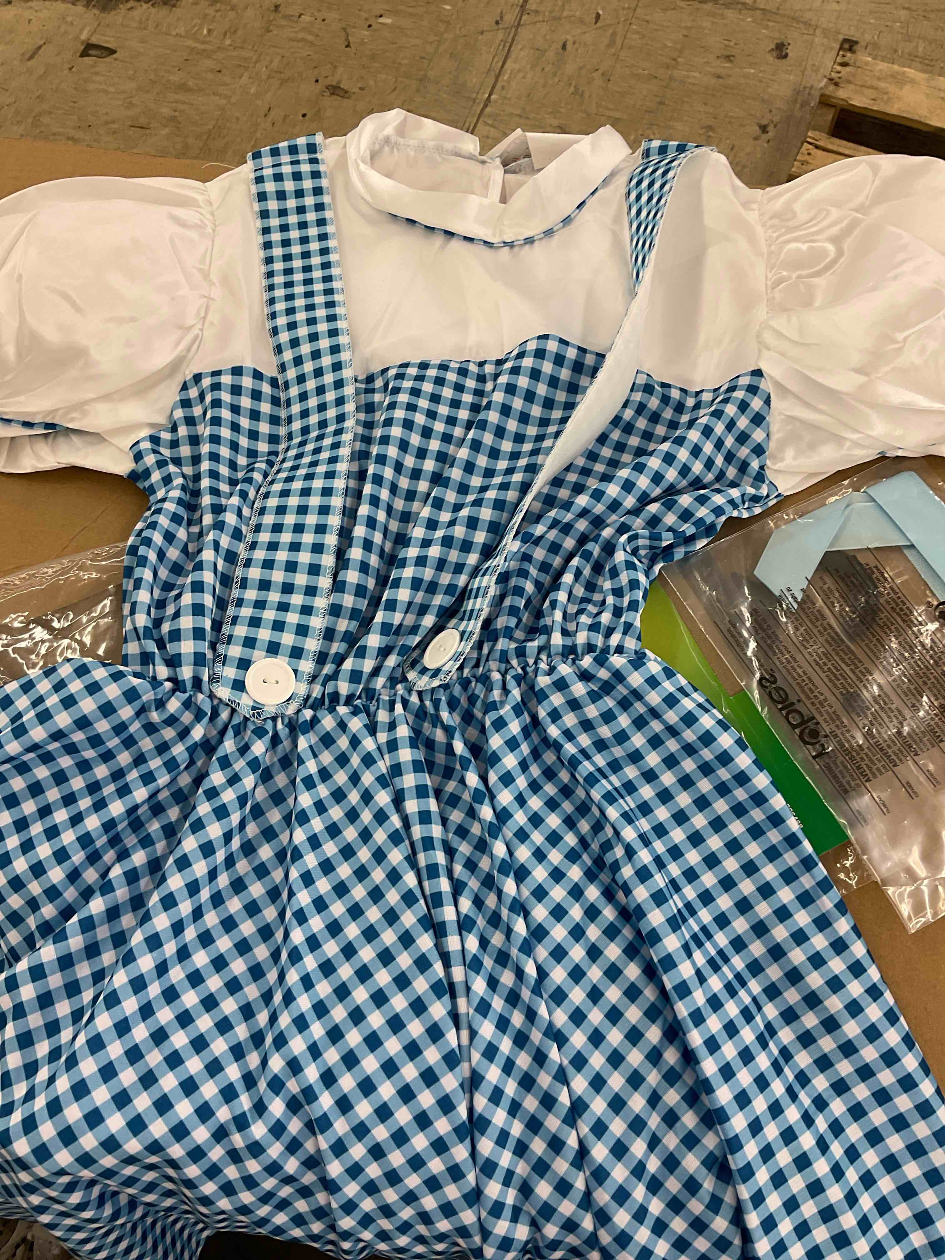 https://s3.amazonaws.com/lotting-images-prod/BoxBids/BXB0500208_1778599670463.jpeg