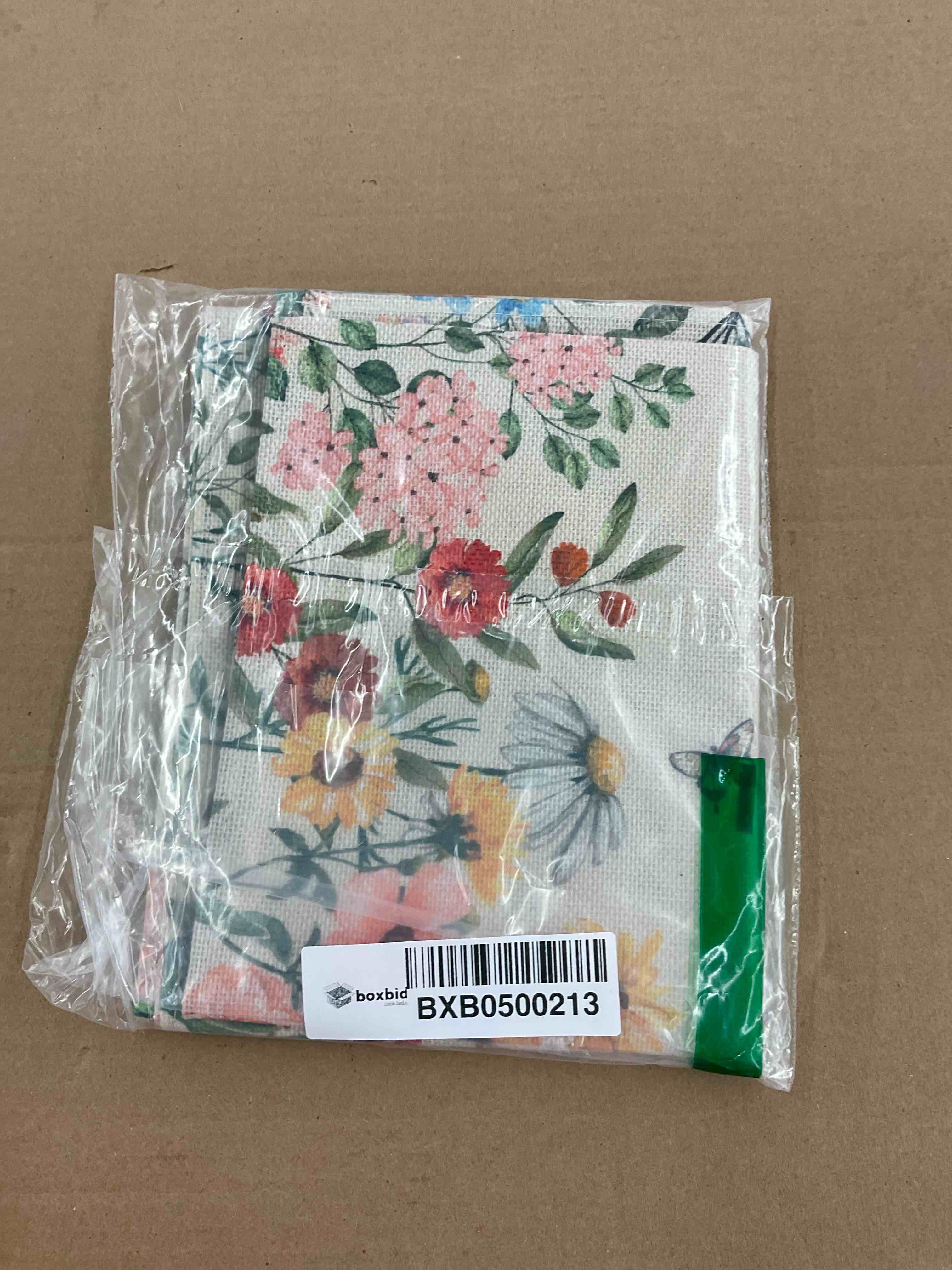 https://s3.amazonaws.com/lotting-images-prod/BoxBids/BXB0500213_1778599426296.jpeg