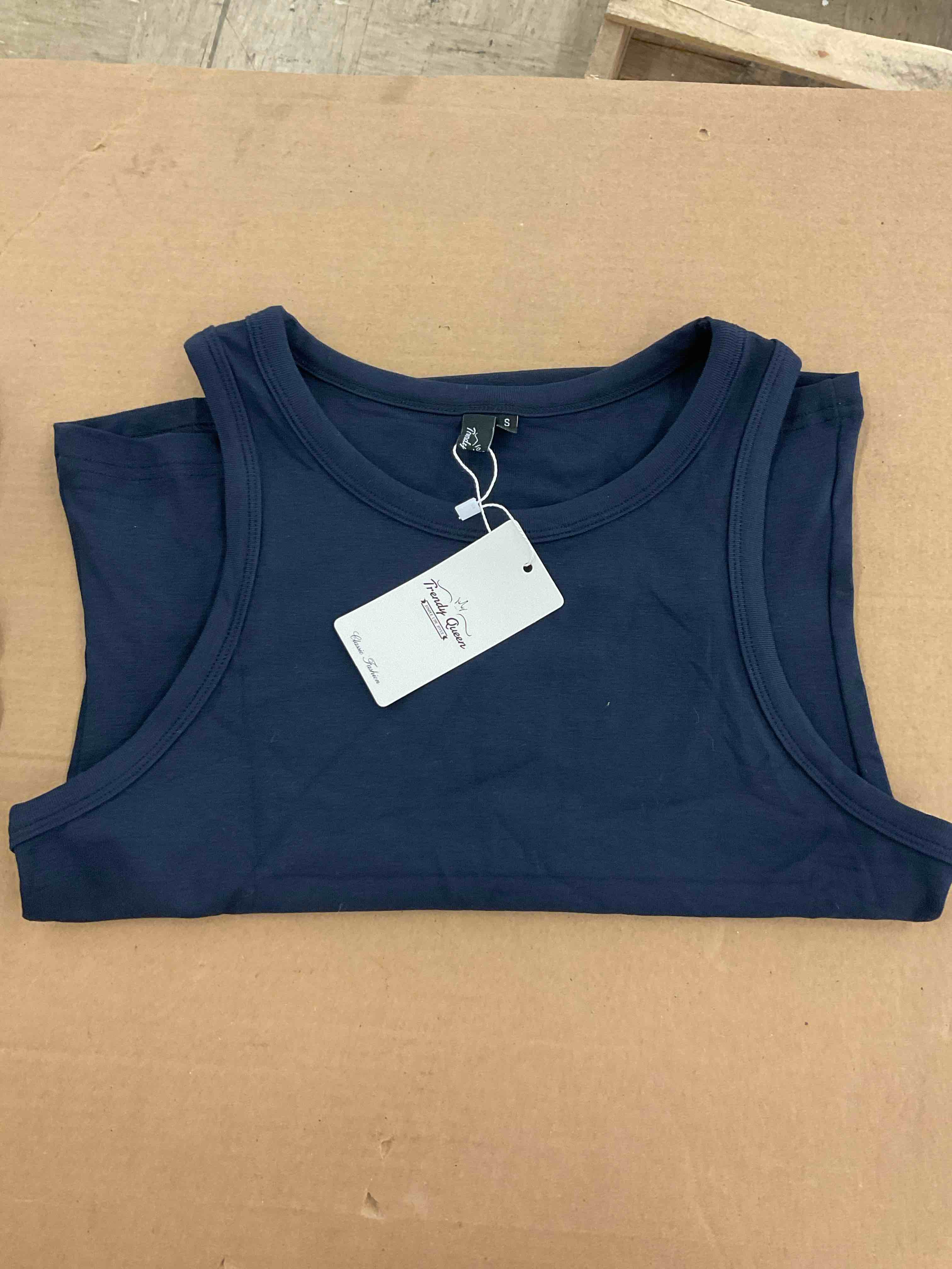 https://s3.amazonaws.com/lotting-images-prod/BoxBids/BXB0500214_1778598858455.jpeg