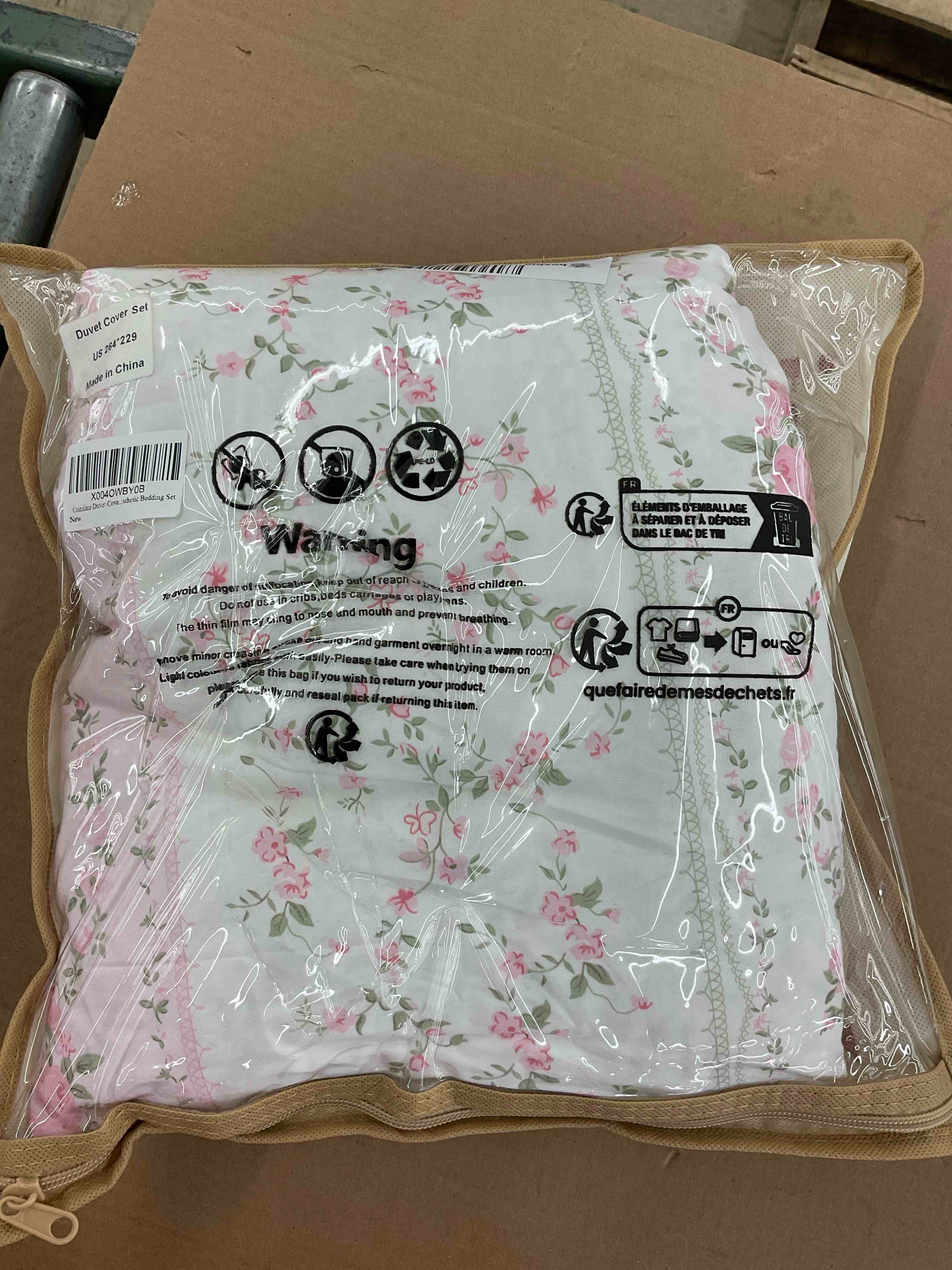 https://s3.amazonaws.com/lotting-images-prod/BoxBids/BXB0500223_1778597209714.jpeg