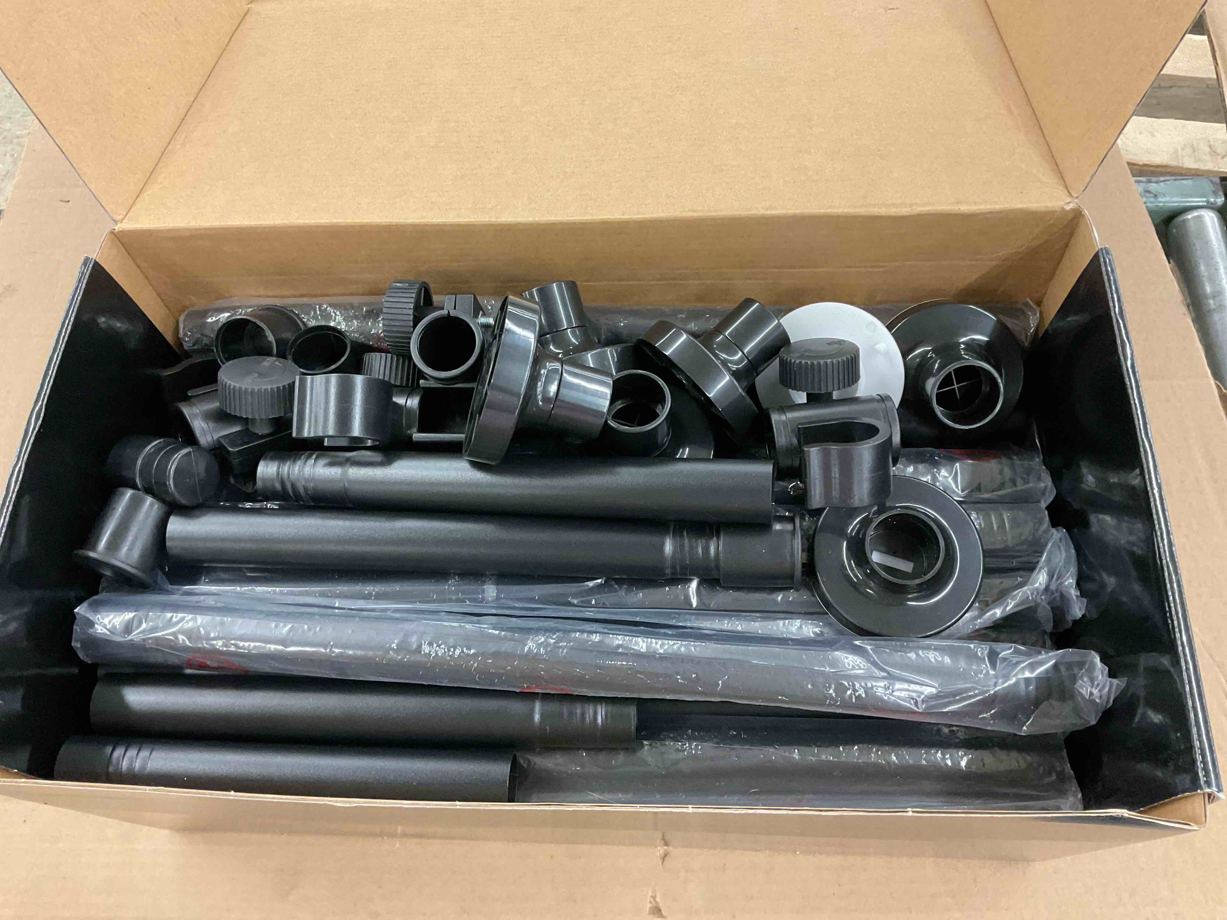 https://s3.amazonaws.com/lotting-images-prod/BoxBids/BXB0500309_1778609055937.jpeg