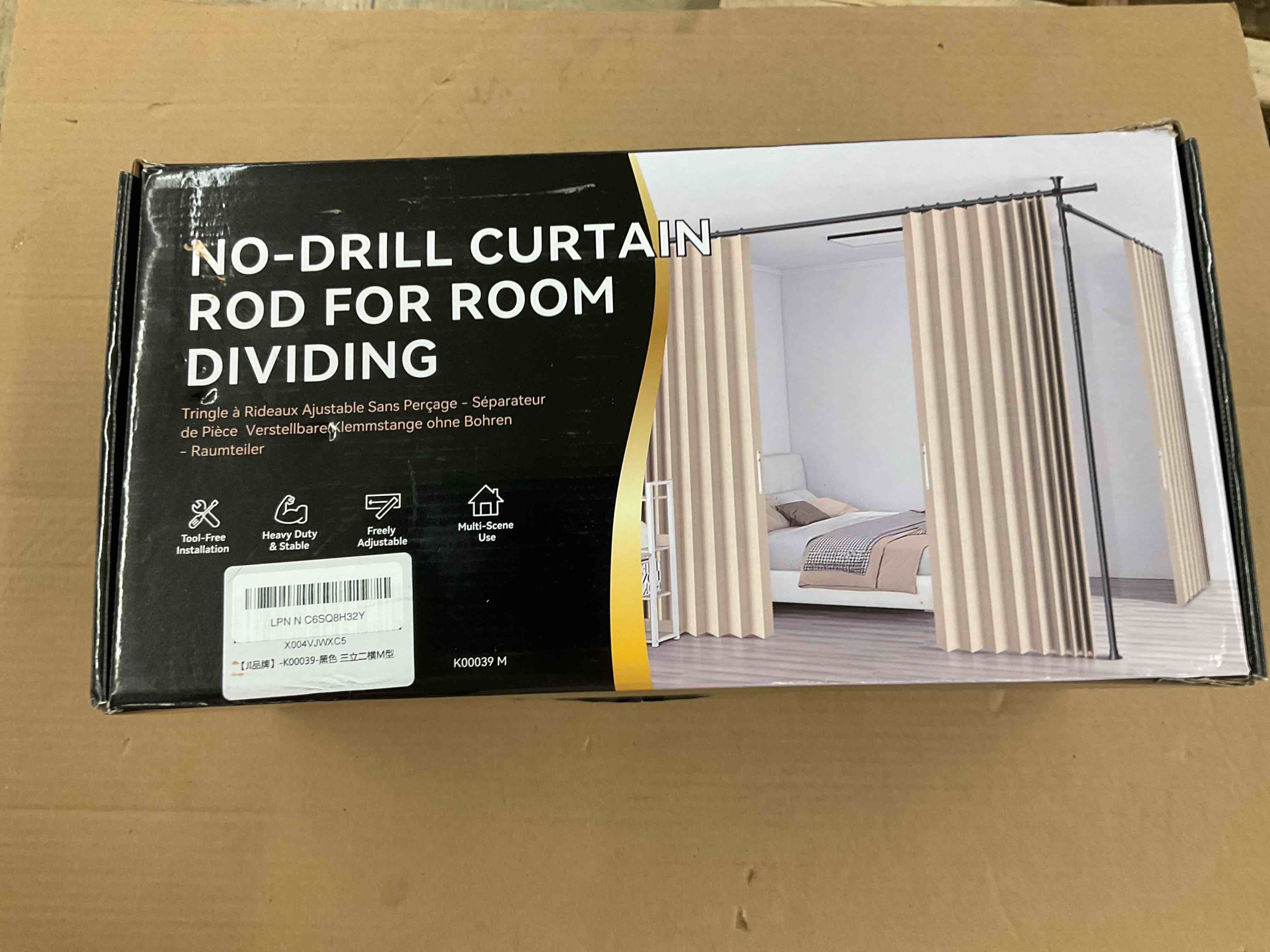 https://s3.amazonaws.com/lotting-images-prod/BoxBids/BXB0500309_1778609097777.jpeg