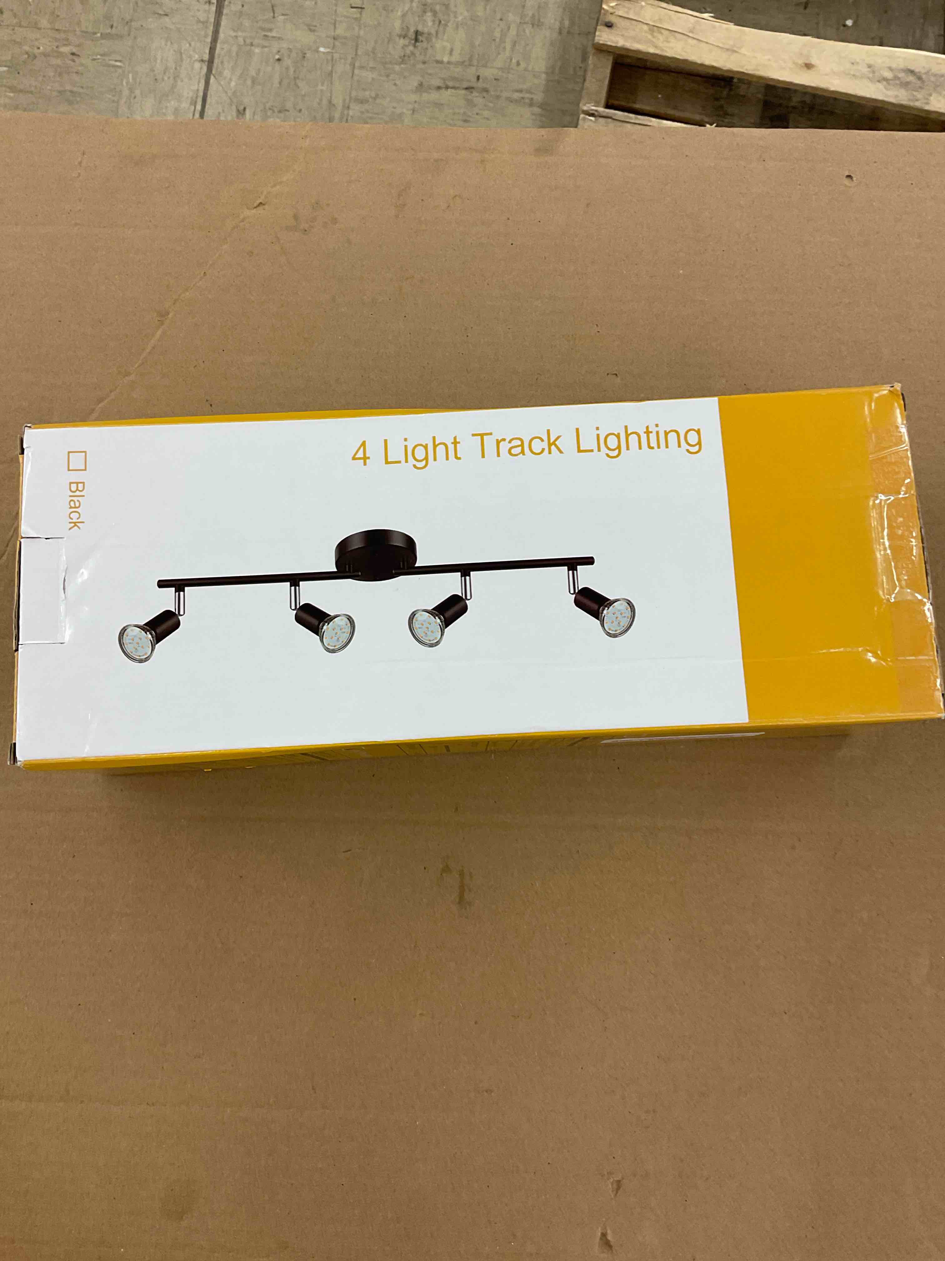 https://s3.amazonaws.com/lotting-images-prod/BoxBids/BXB0500311_1778609691719.jpeg