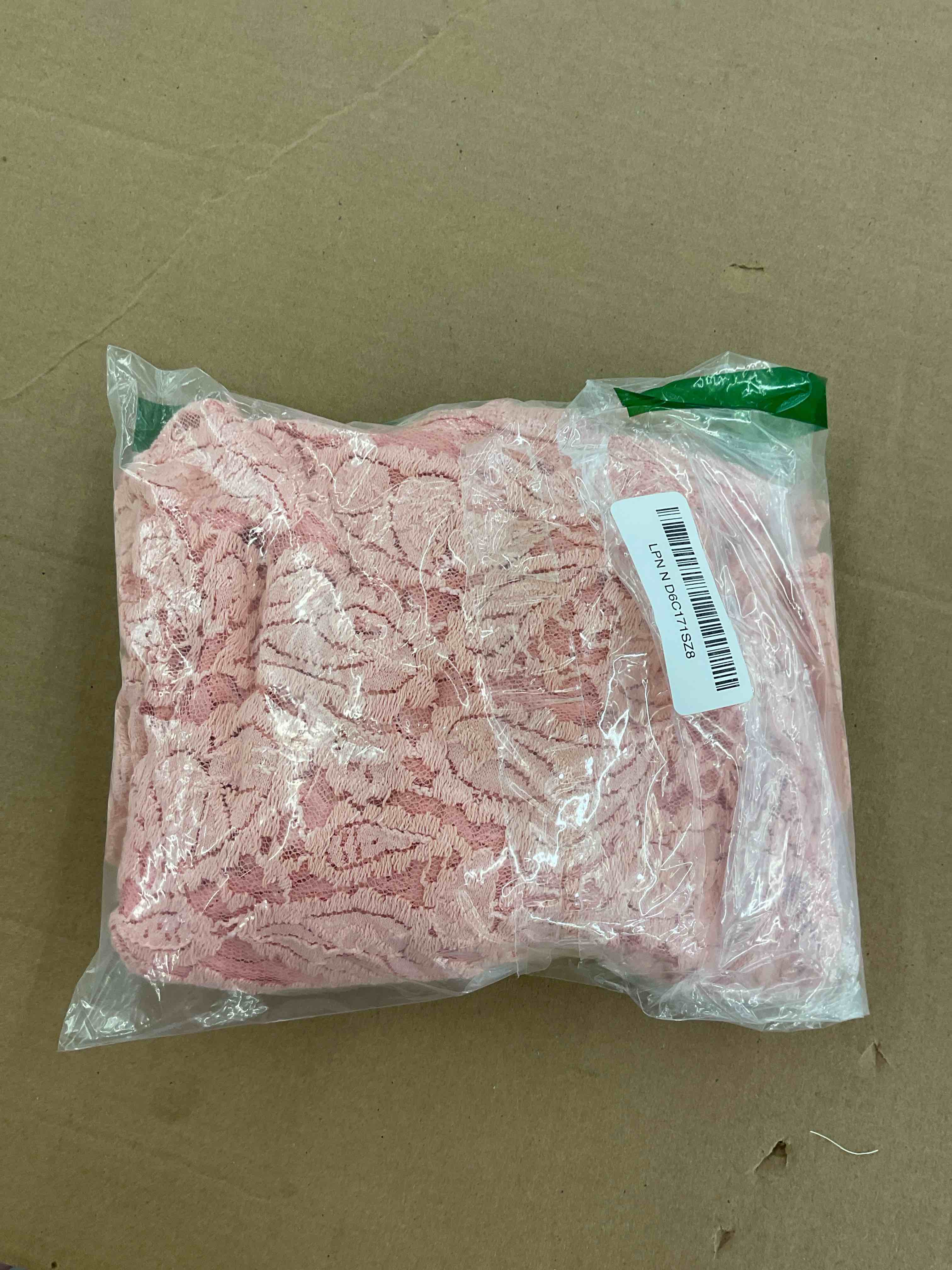 https://s3.amazonaws.com/lotting-images-prod/BoxBids/BXB0500330_1778612815921.jpeg