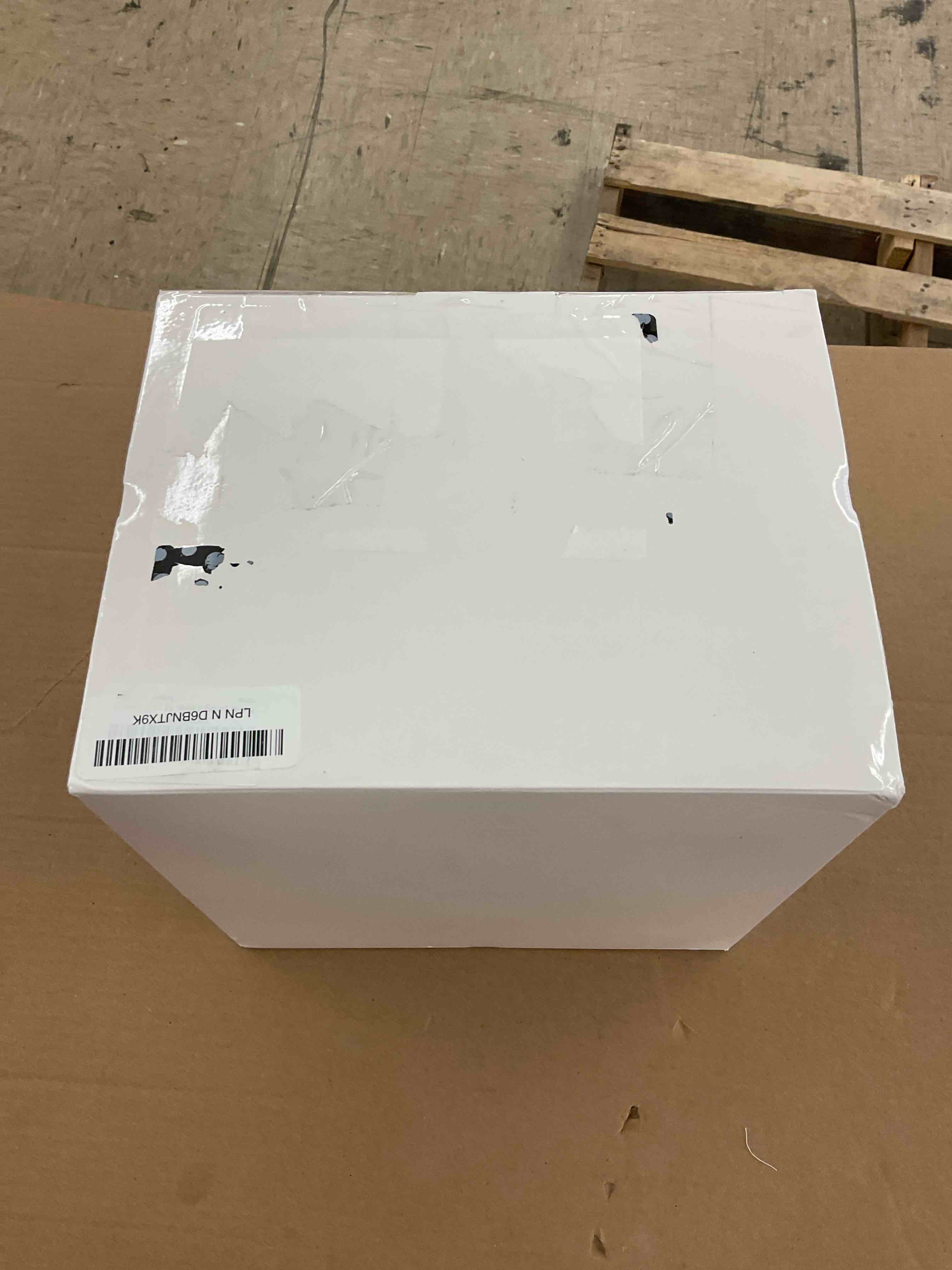 https://s3.amazonaws.com/lotting-images-prod/BoxBids/BXB0500338_1778613701189.jpeg