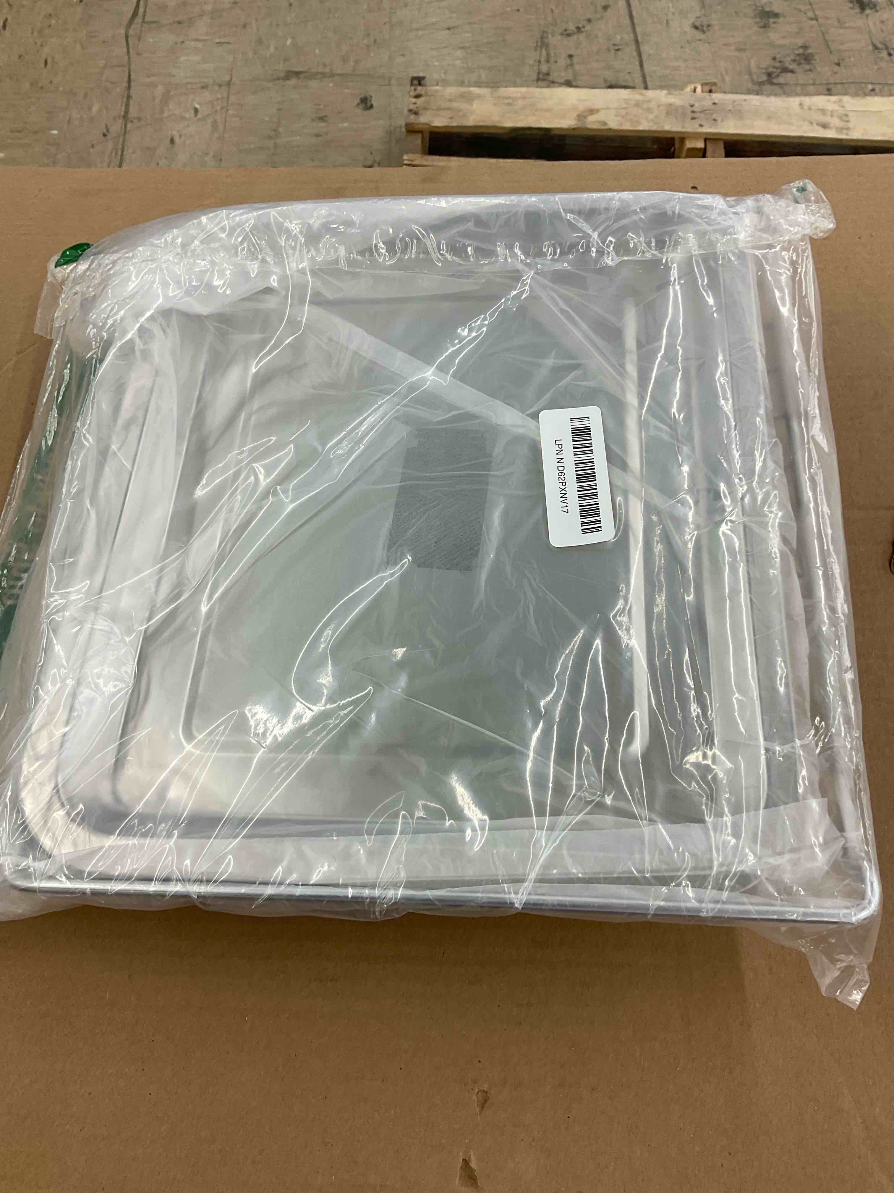 https://s3.amazonaws.com/lotting-images-prod/BoxBids/BXB0500344_1778606291971.jpeg