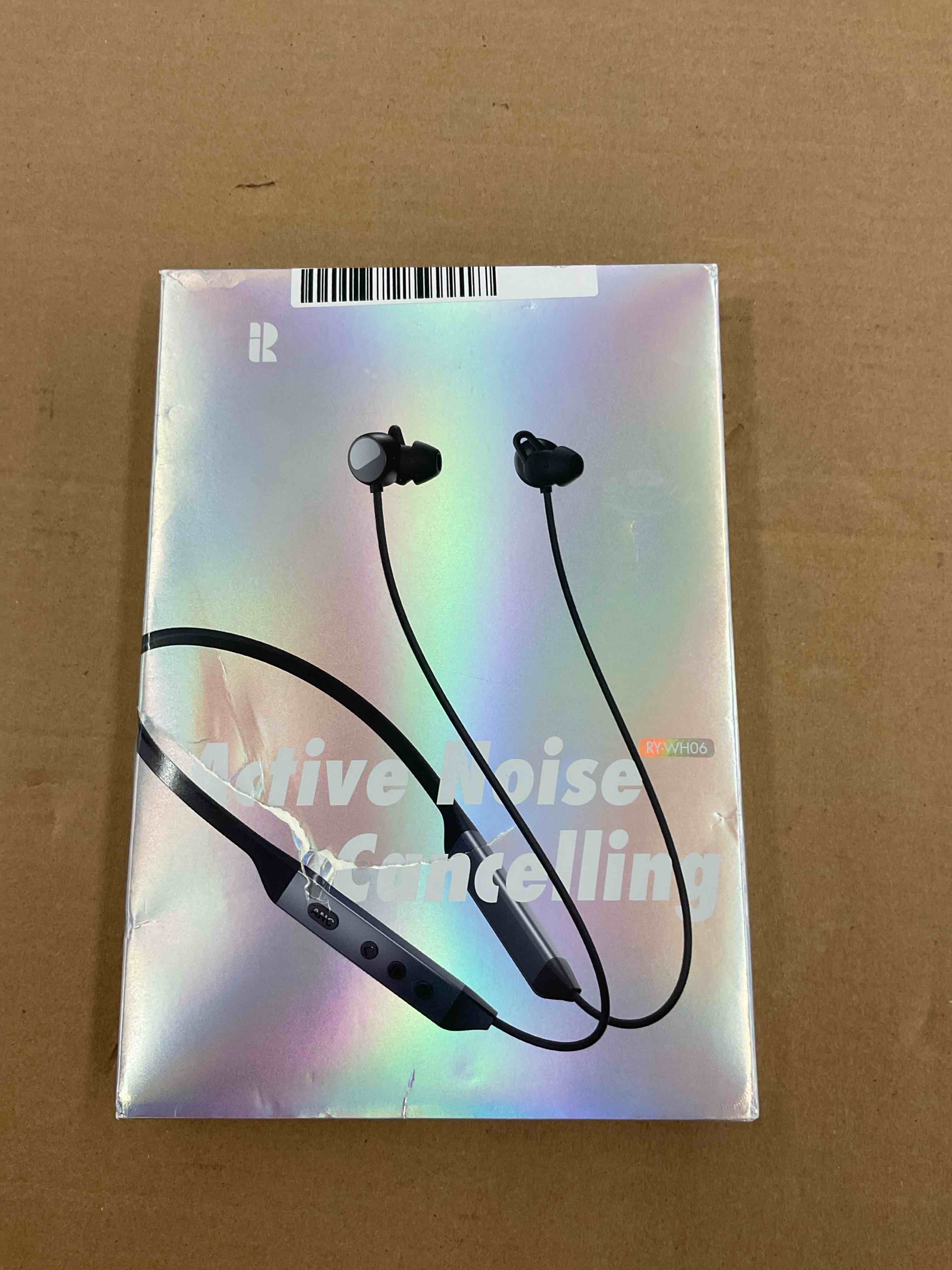 https://s3.amazonaws.com/lotting-images-prod/BoxBids/BXB0500356_1778606646855.jpeg