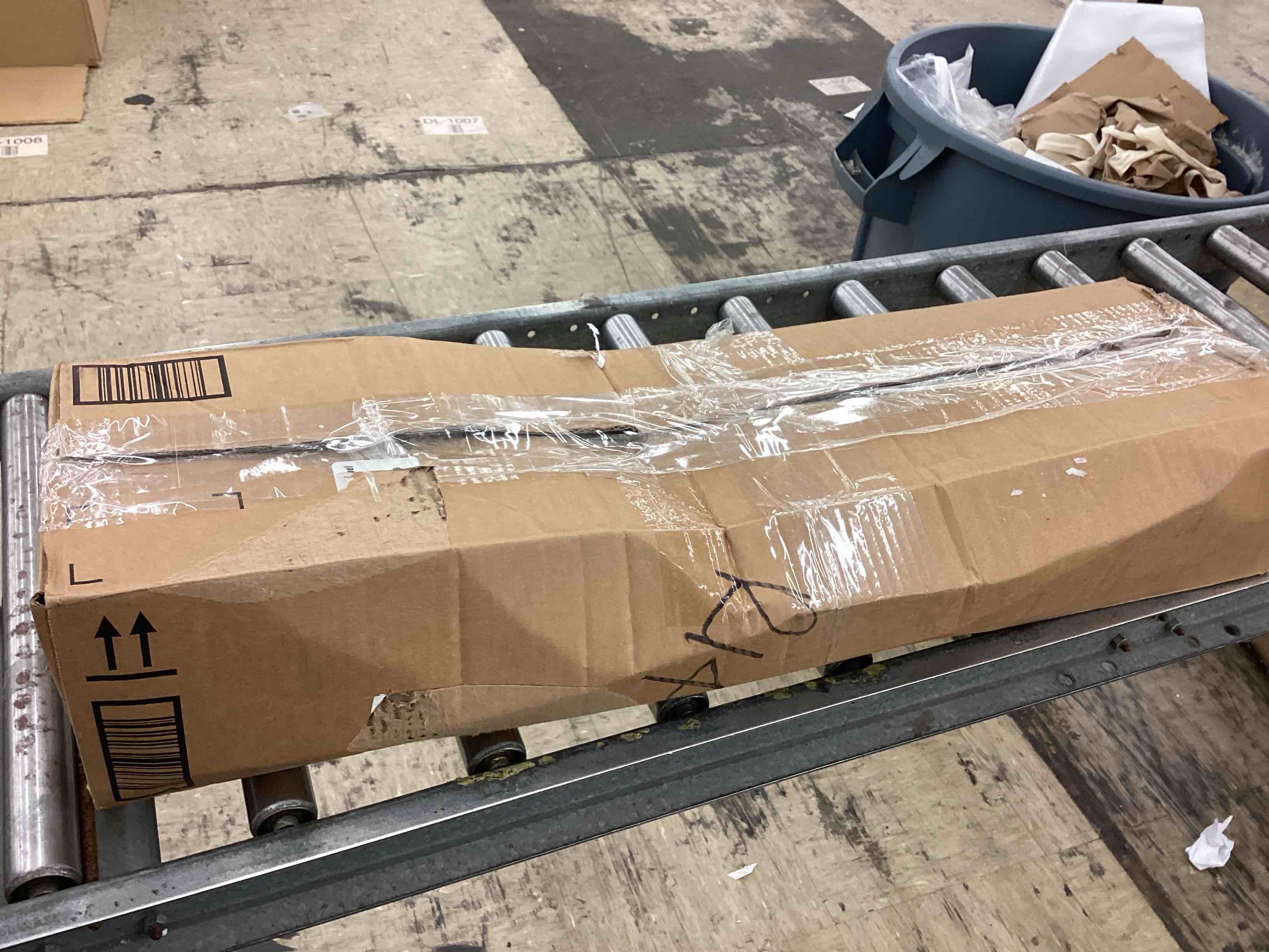 https://s3.amazonaws.com/lotting-images-prod/BoxBids/BXB0500466_1778165486531.jpeg