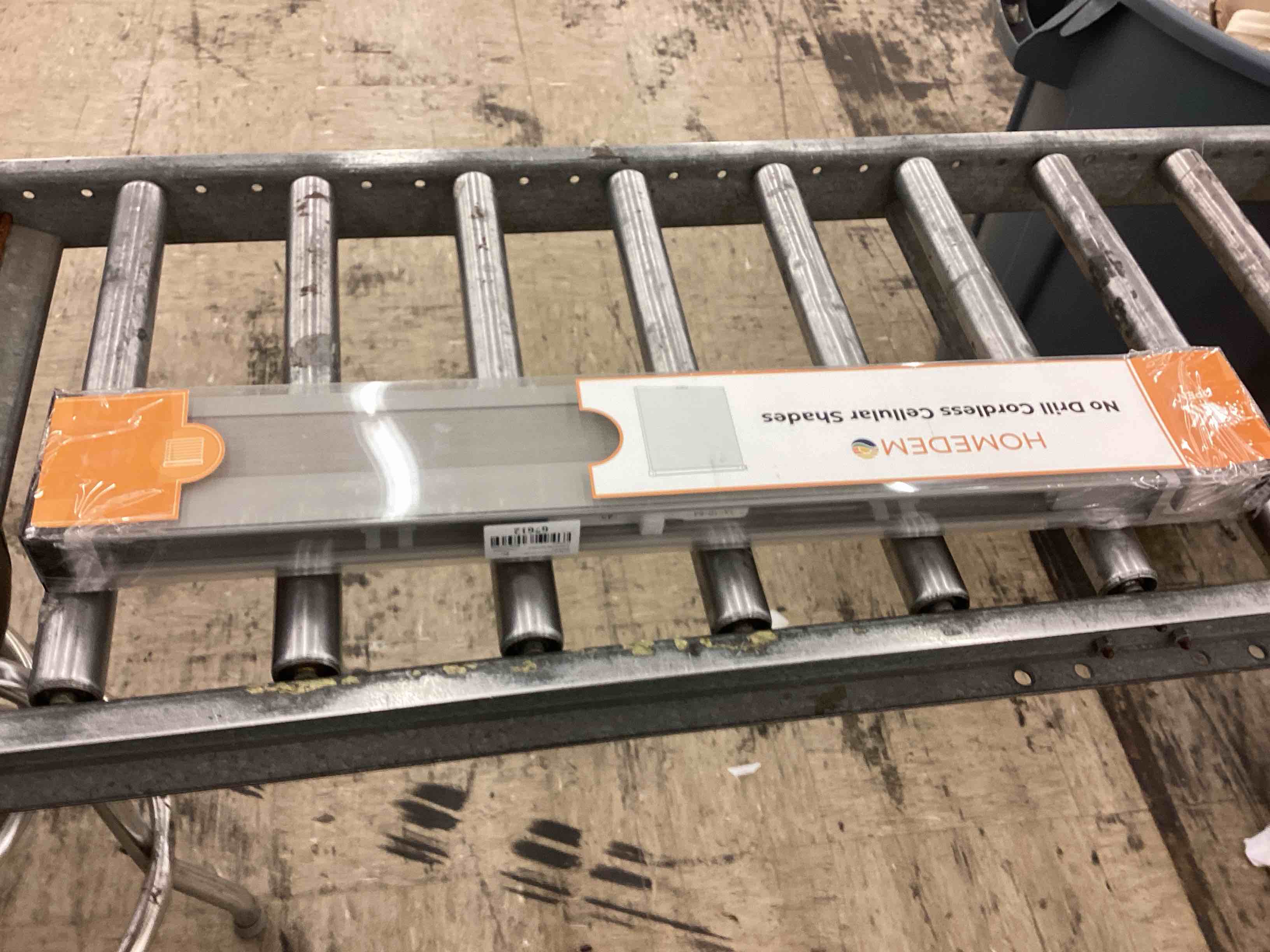 https://s3.amazonaws.com/lotting-images-prod/BoxBids/BXB0500467_1778167507835.jpeg