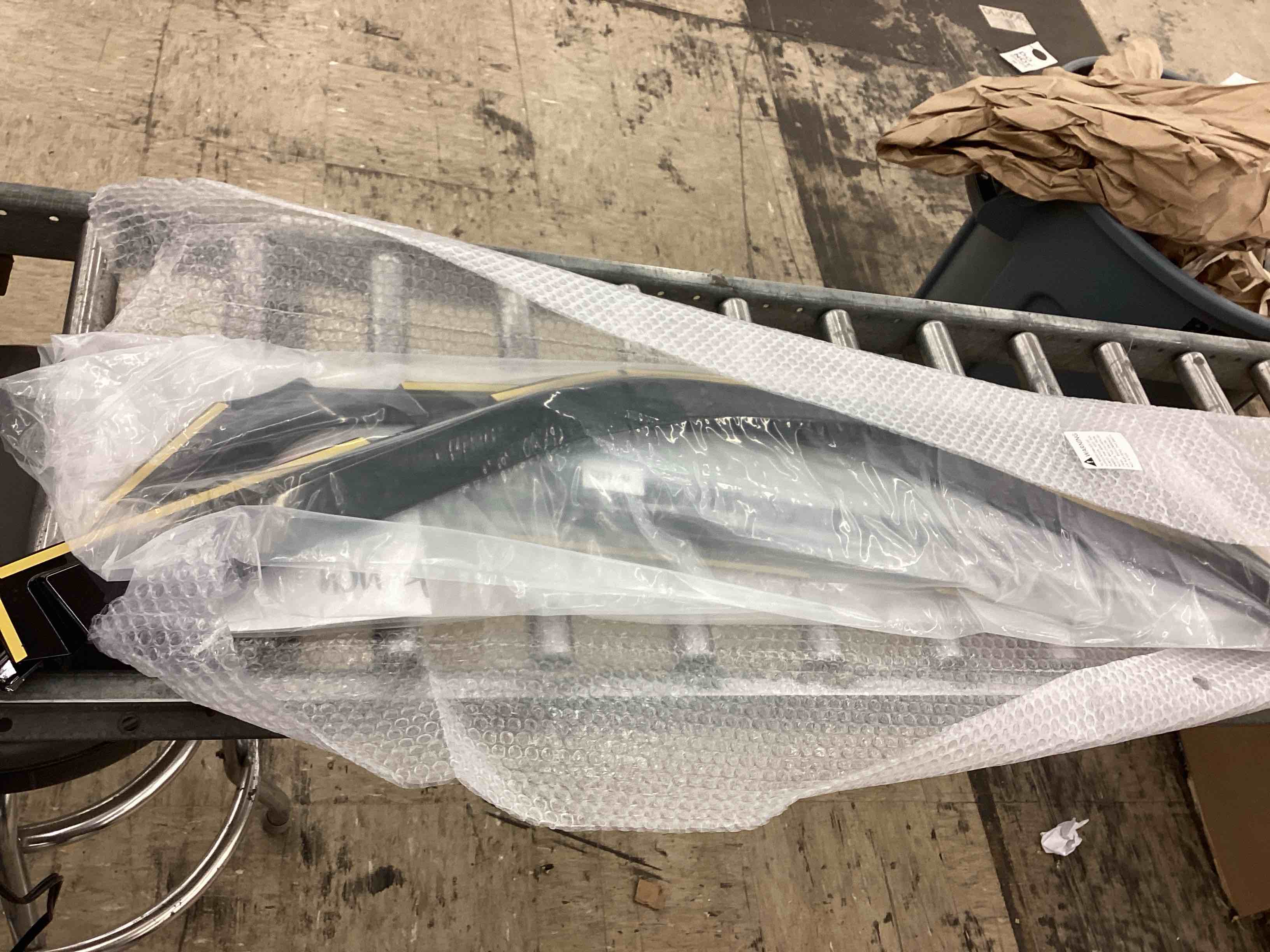 https://s3.amazonaws.com/lotting-images-prod/BoxBids/BXB0500473_1778171955193.jpeg