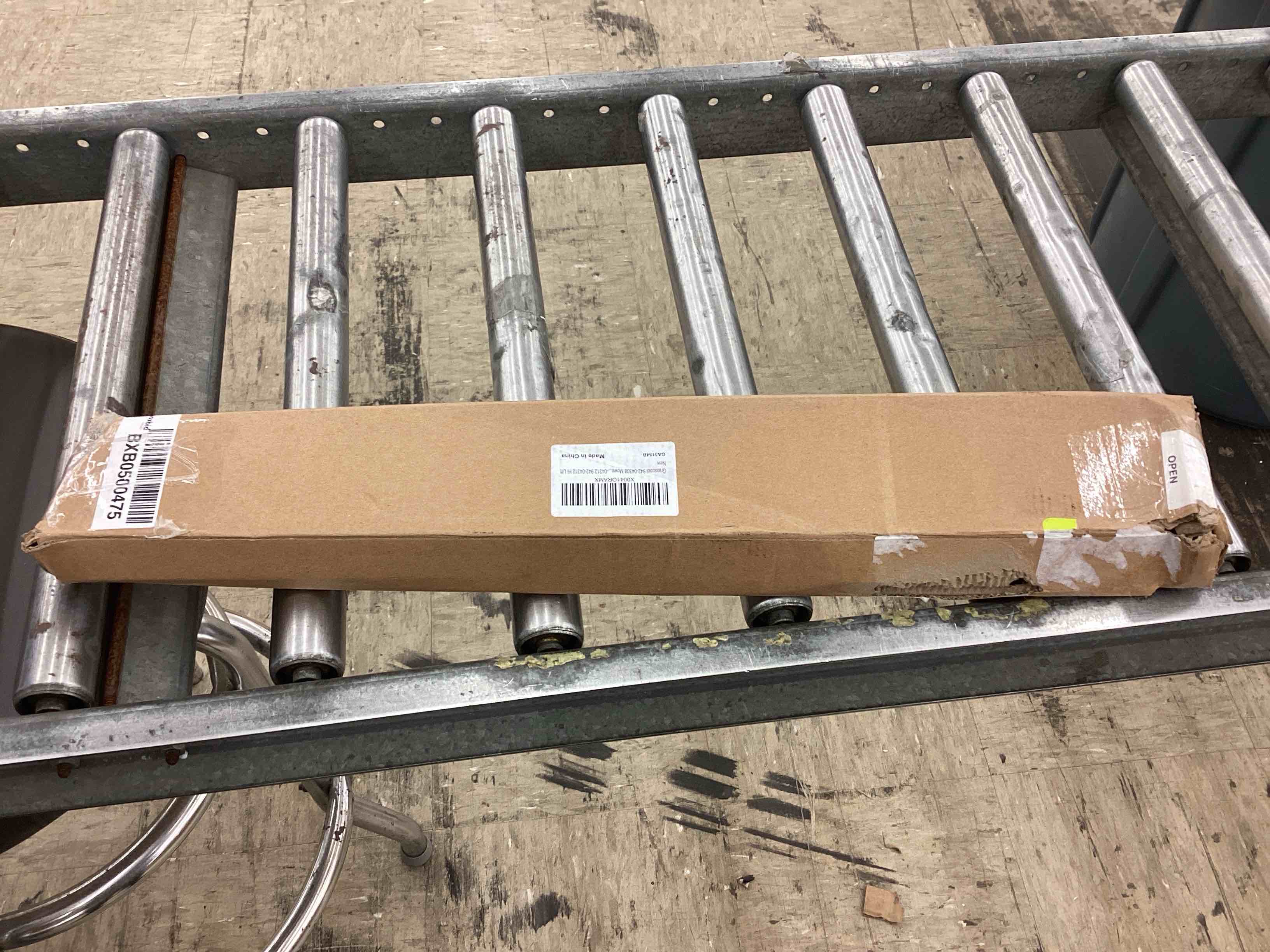 https://s3.amazonaws.com/lotting-images-prod/BoxBids/BXB0500475_1778168847954.jpeg