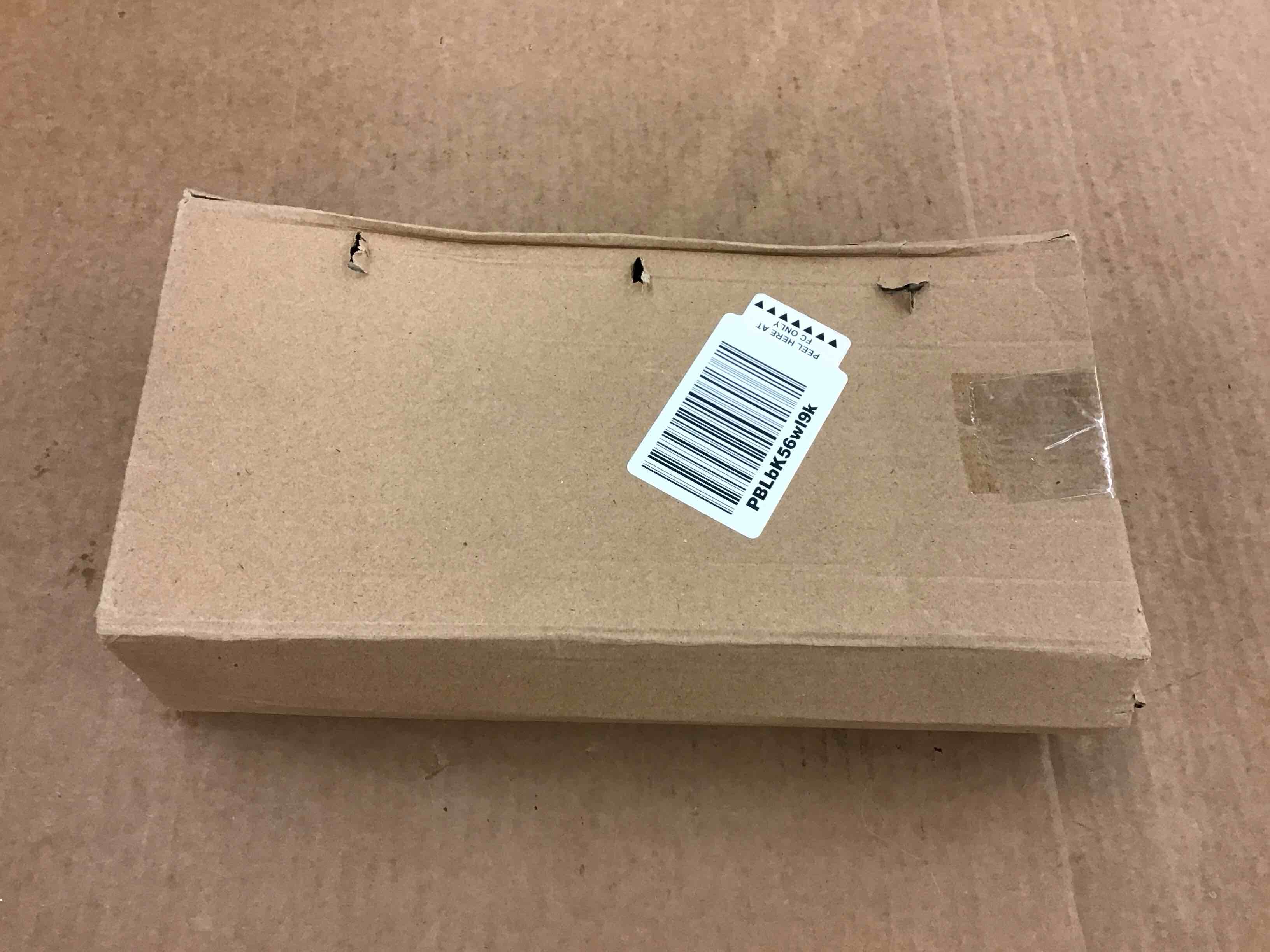 https://s3.amazonaws.com/lotting-images-prod/BoxBids/BXB0500611_1778164437368.jpeg