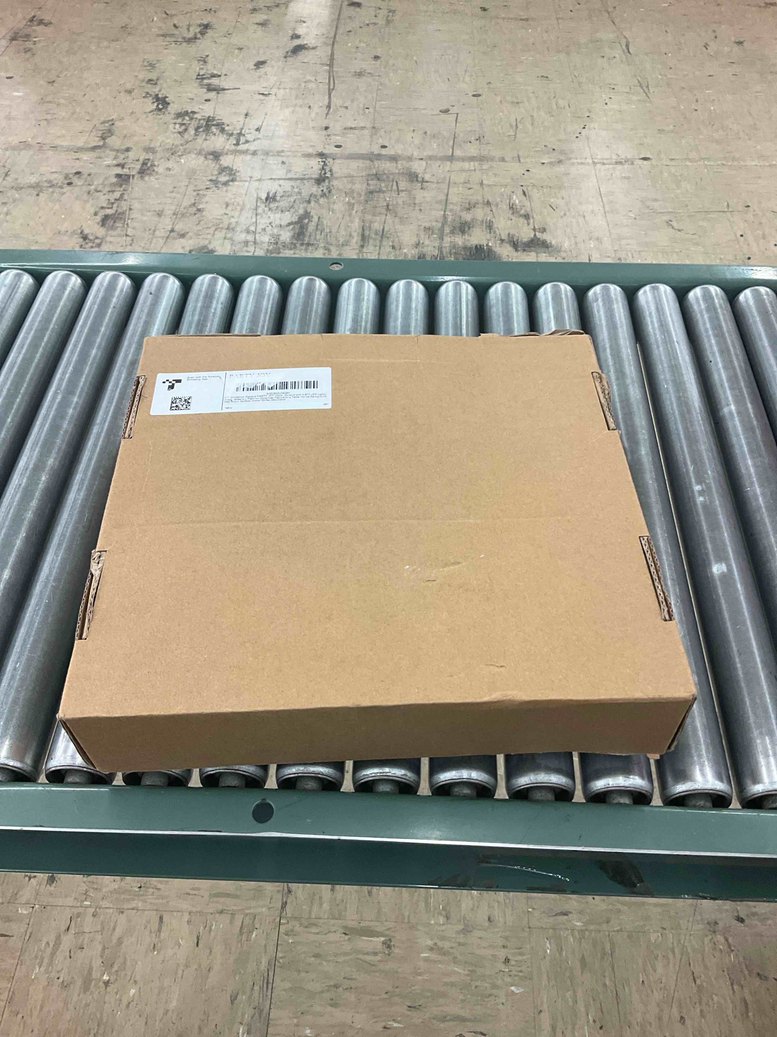 https://s3.amazonaws.com/lotting-images-prod/BoxBids/BXB0500766_1778173018460.jpeg