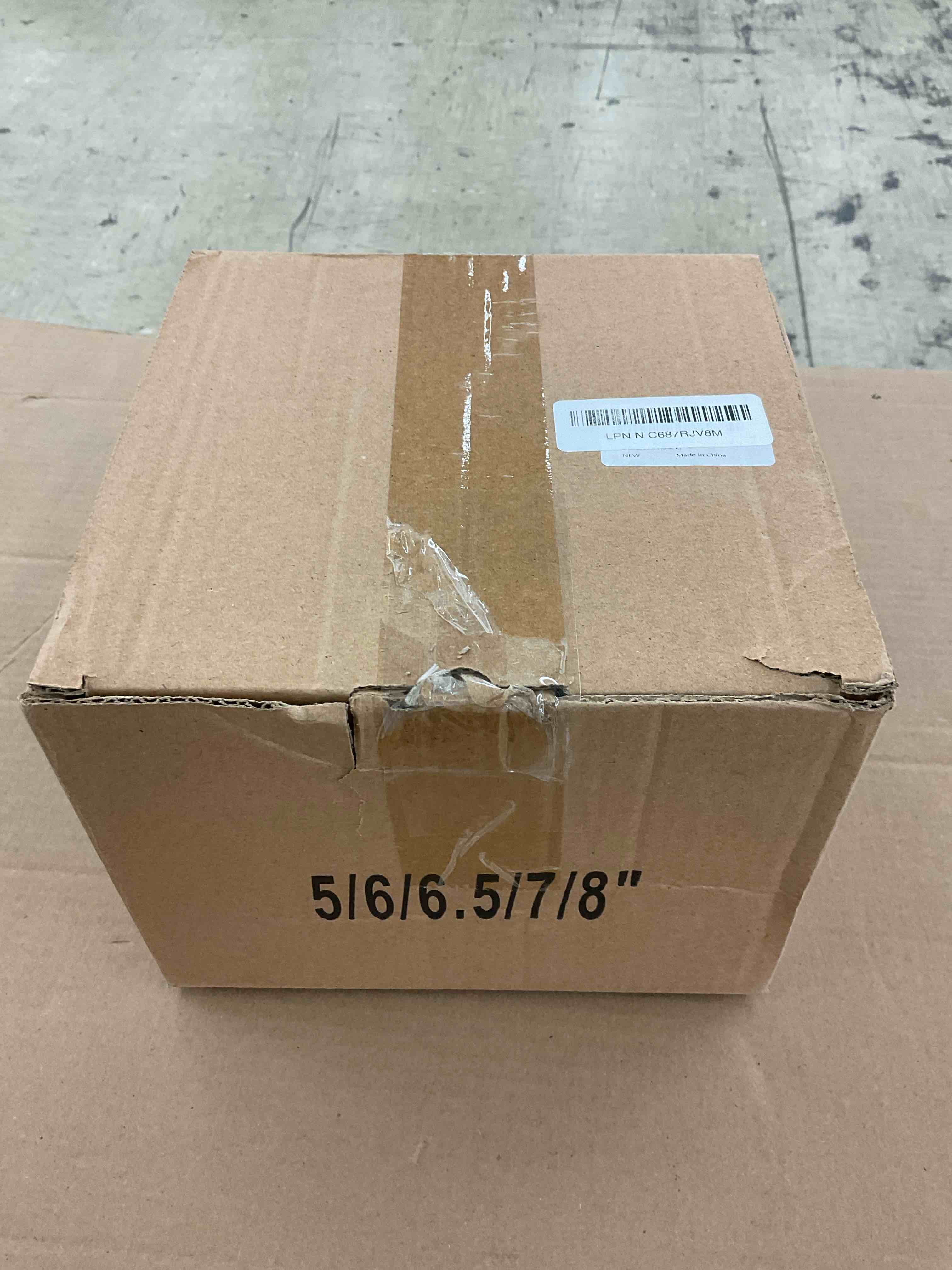 https://s3.amazonaws.com/lotting-images-prod/BoxBids/BXB0500794_1778505561763.jpeg