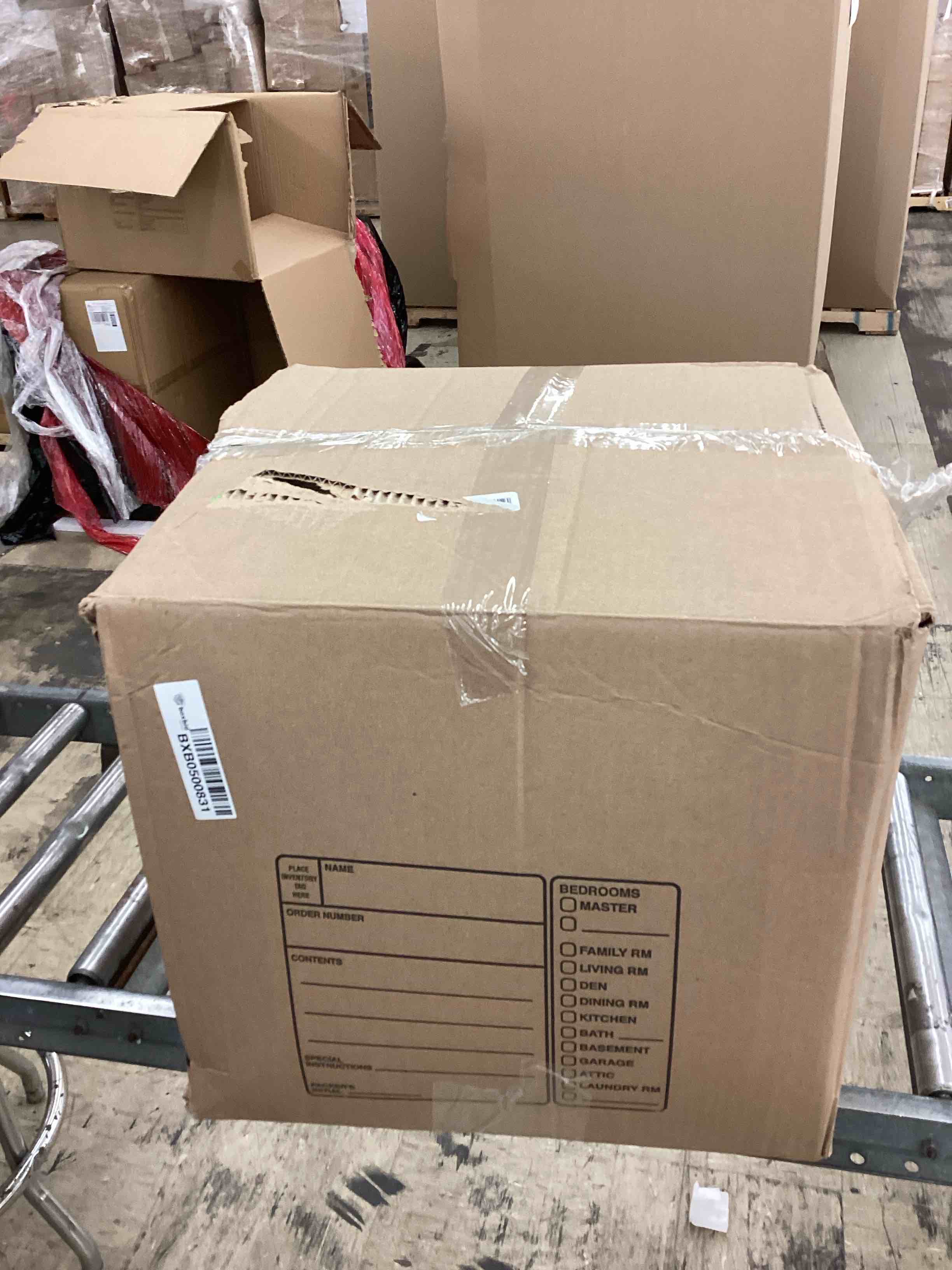 https://s3.amazonaws.com/lotting-images-prod/BoxBids/BXB0500831_1778098911834.jpeg