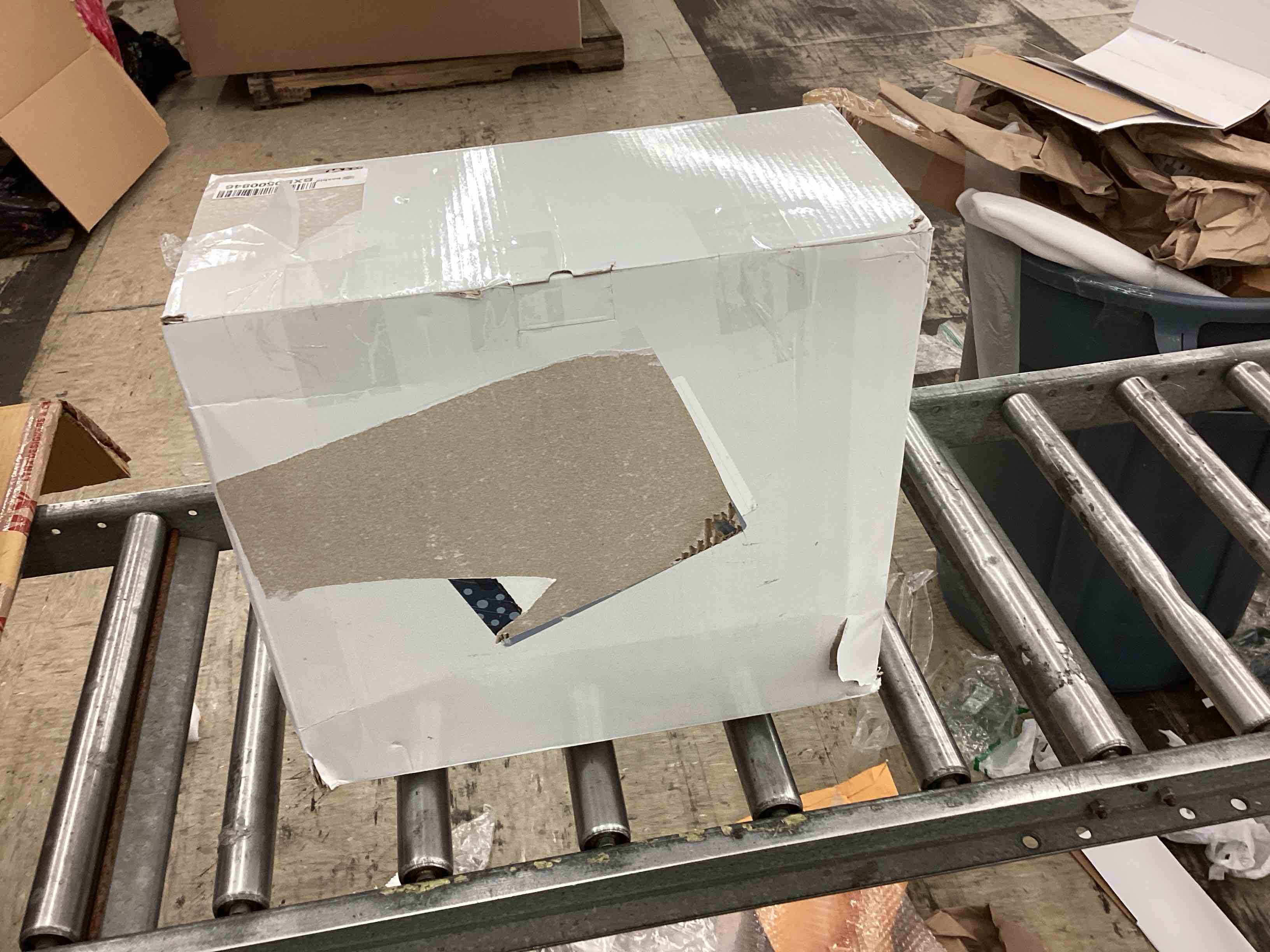 https://s3.amazonaws.com/lotting-images-prod/BoxBids/BXB0500846_1778089256055.jpeg