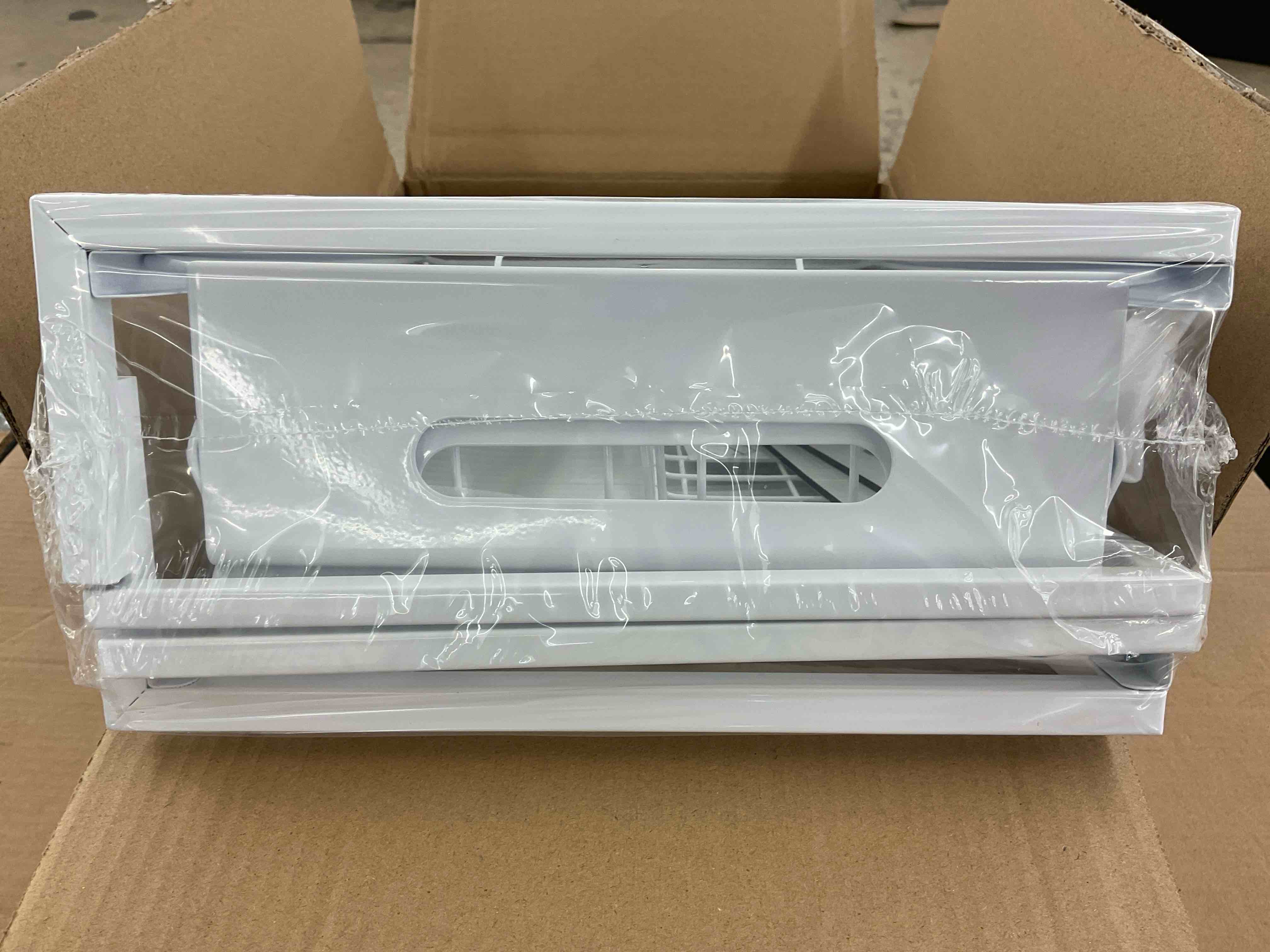 https://s3.amazonaws.com/lotting-images-prod/BoxBids/BXB0500953_1778527625846.jpeg