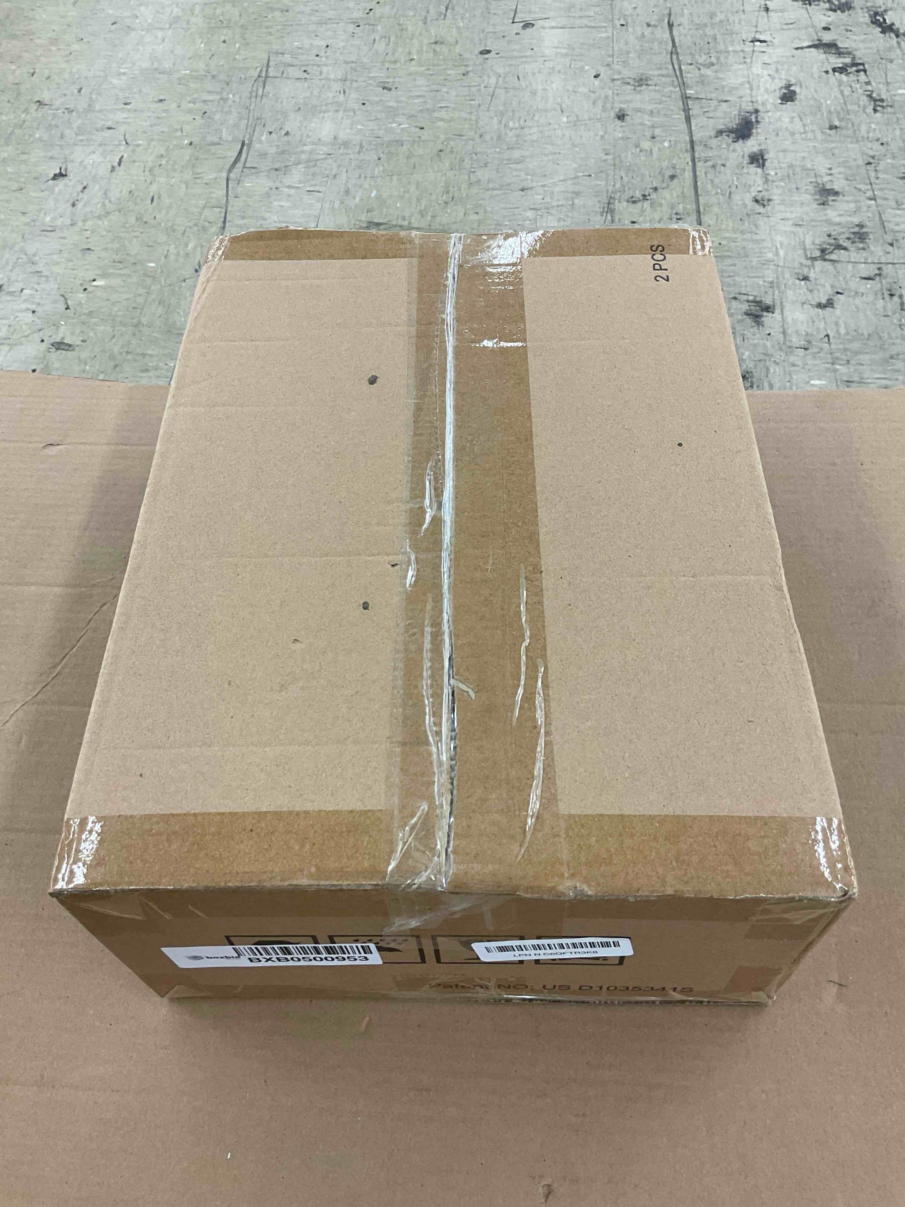 https://s3.amazonaws.com/lotting-images-prod/BoxBids/BXB0500953_1778527647160.jpeg