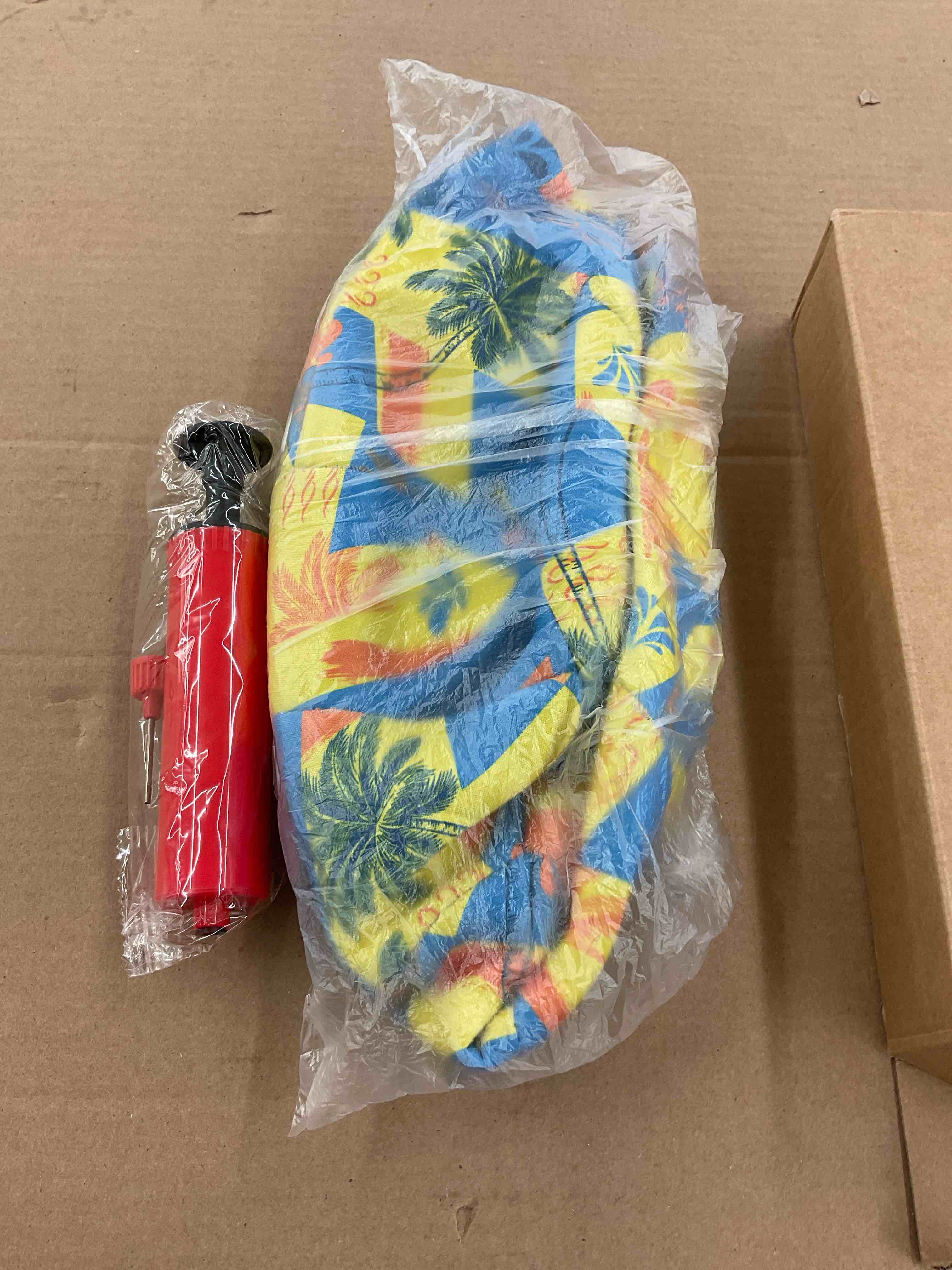 https://s3.amazonaws.com/lotting-images-prod/BoxBids/BXB0500966_1778530865813.jpeg