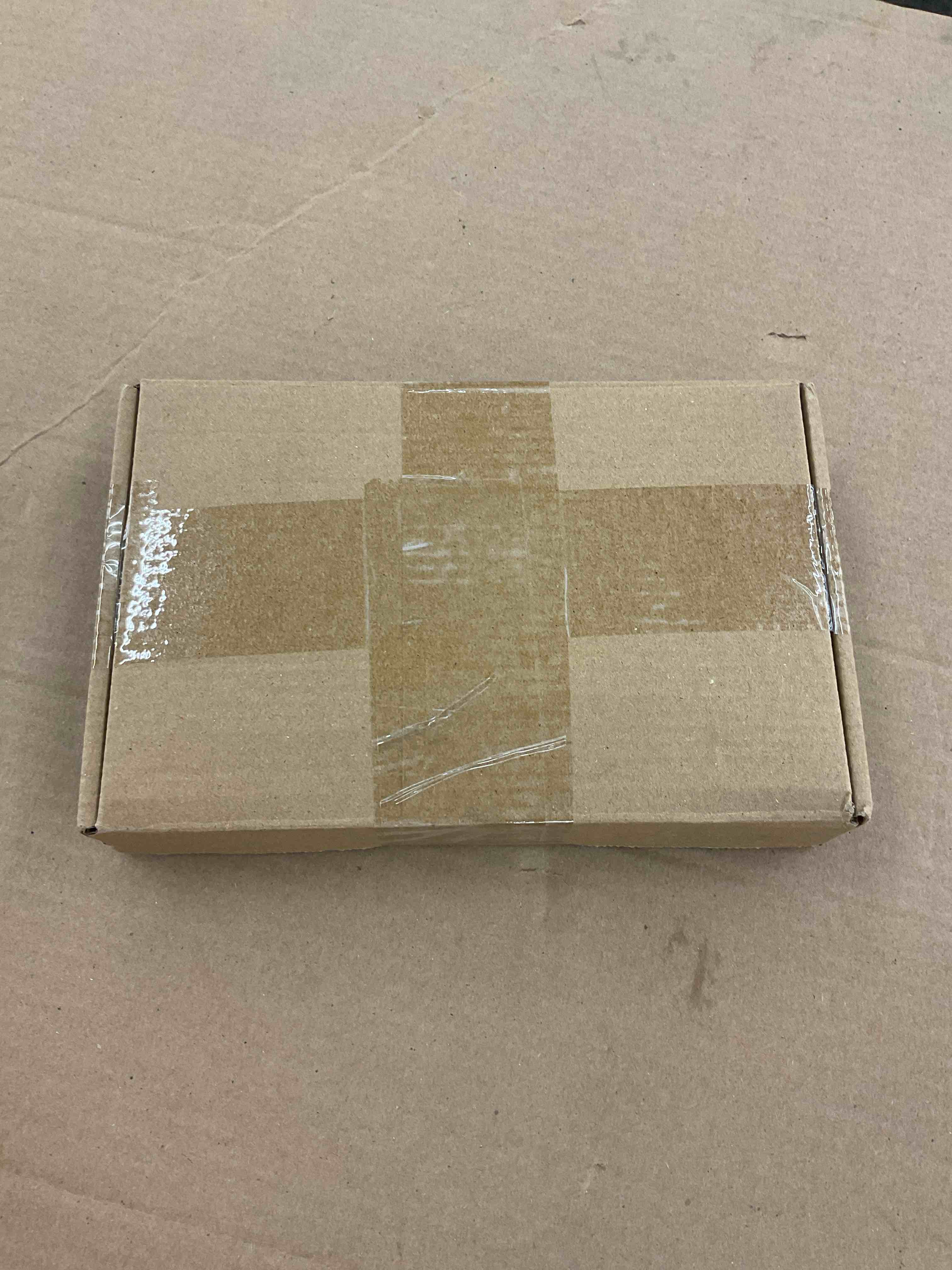 https://s3.amazonaws.com/lotting-images-prod/BoxBids/BXB0501028_1778619030734.jpeg