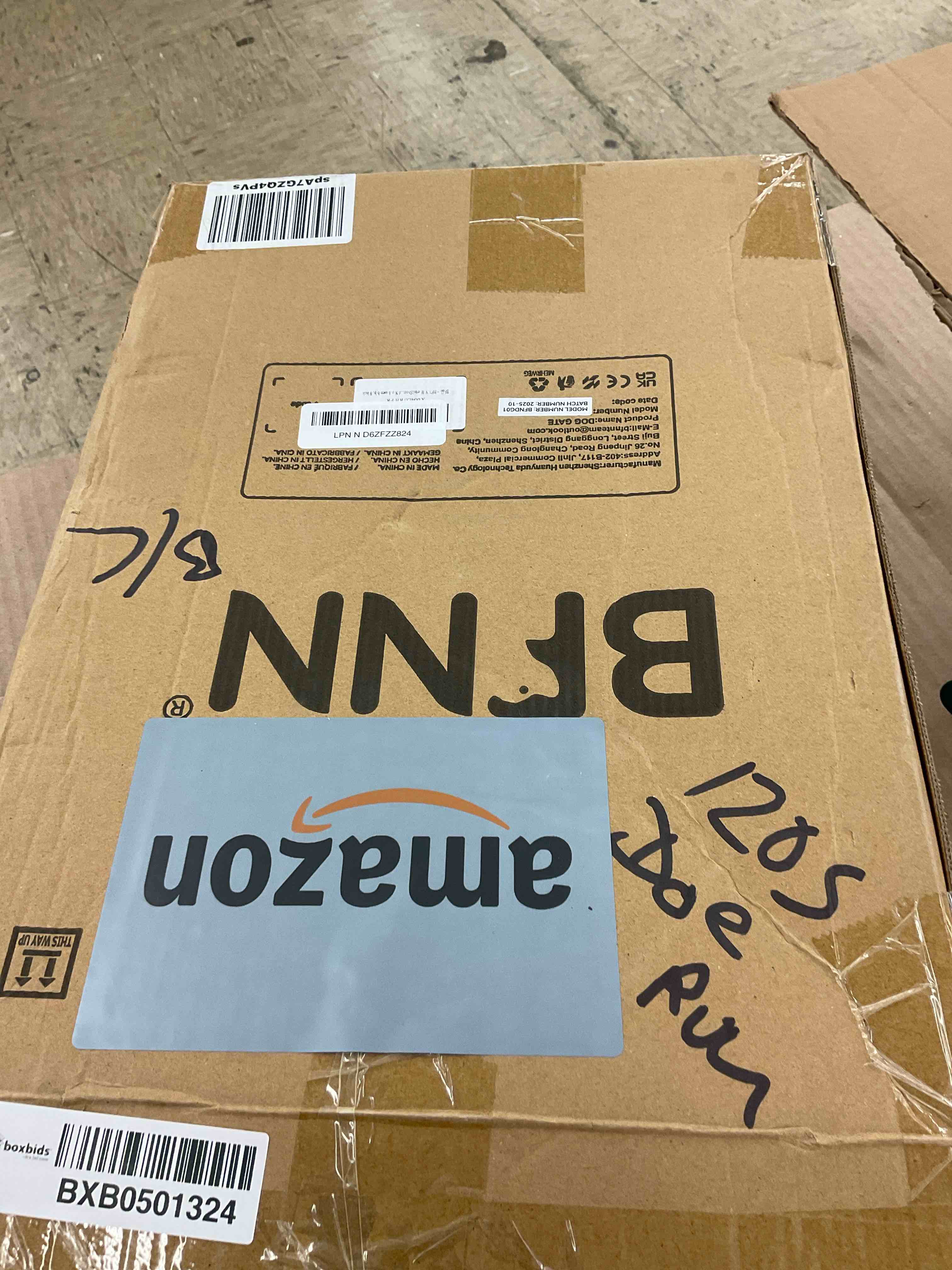 https://s3.amazonaws.com/lotting-images-prod/BoxBids/BXB0501324_1778763855420.jpeg
