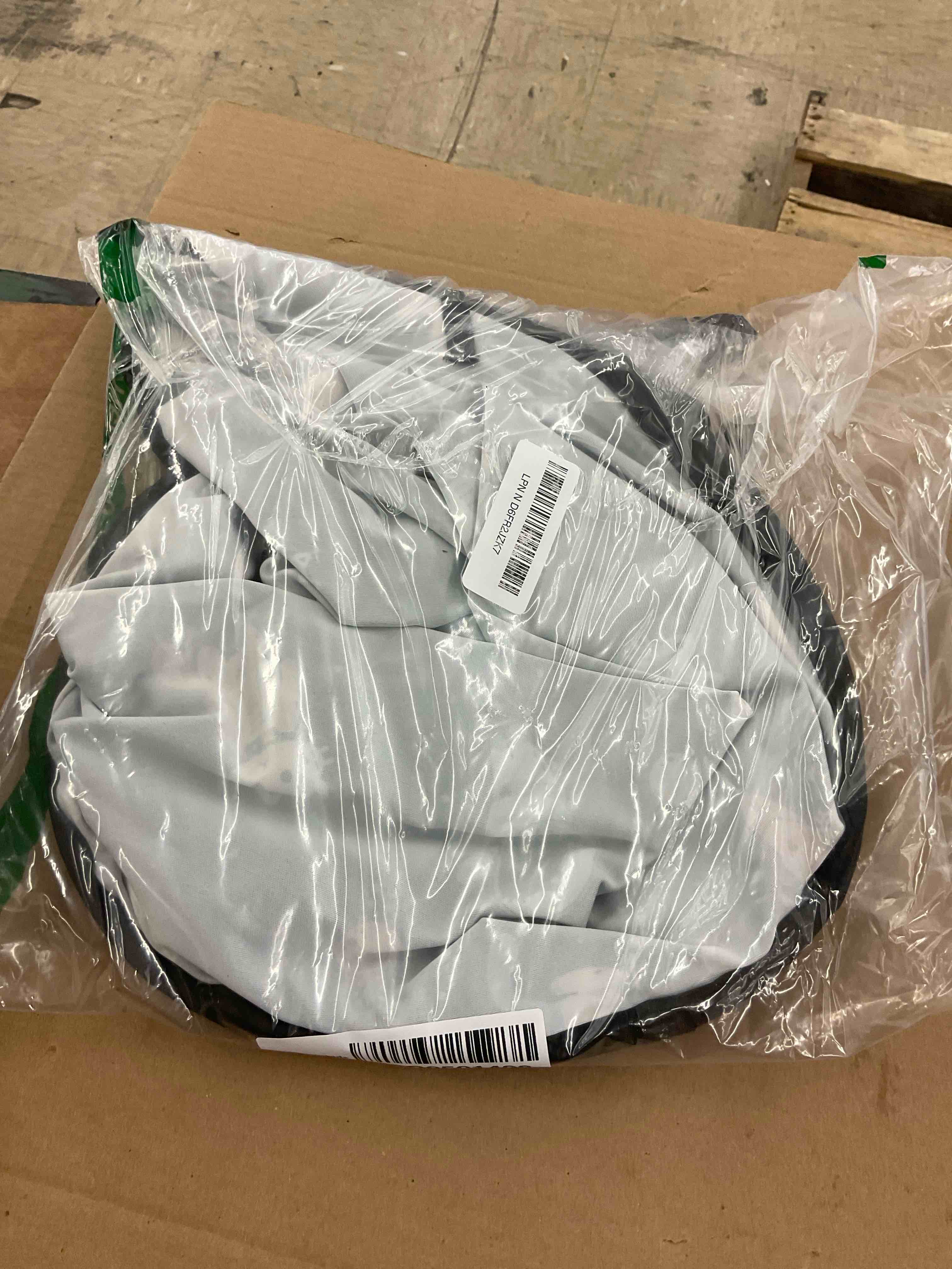 https://s3.amazonaws.com/lotting-images-prod/BoxBids/BXB0501498_1778699891267.jpeg