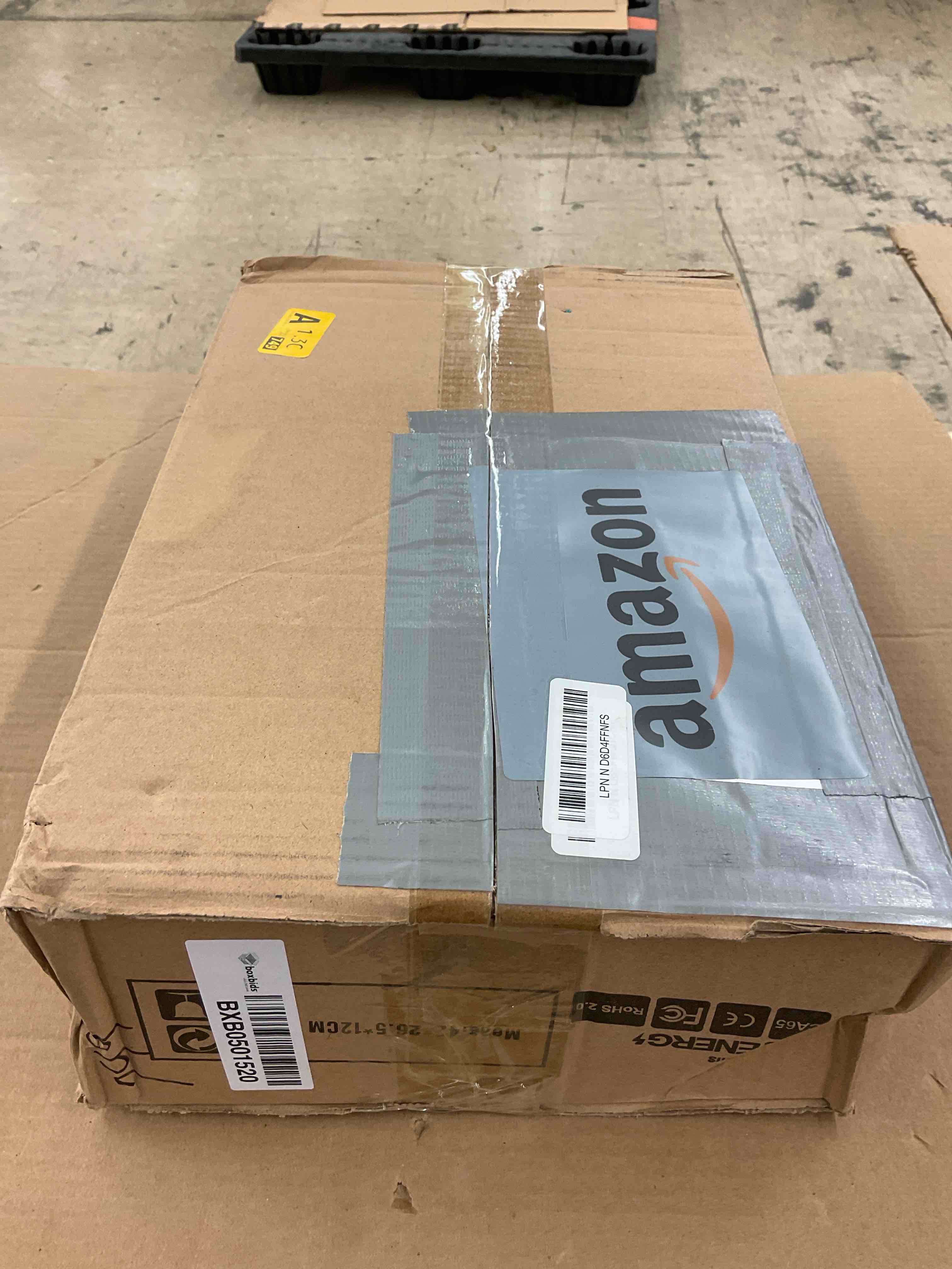 https://s3.amazonaws.com/lotting-images-prod/BoxBids/BXB0501520_1778697026502.jpeg
