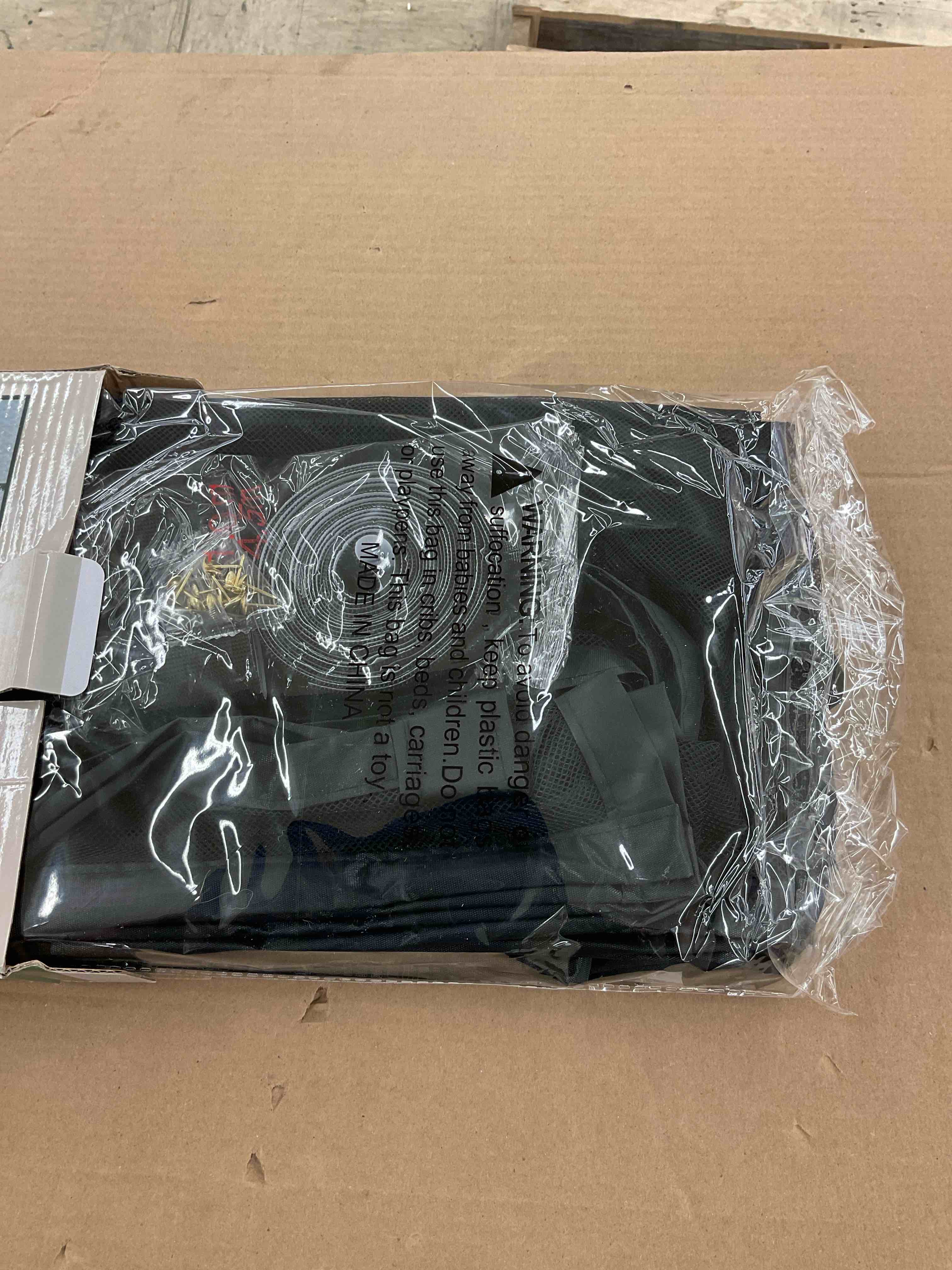 https://s3.amazonaws.com/lotting-images-prod/BoxBids/BXB0501561_1778693005668.jpeg