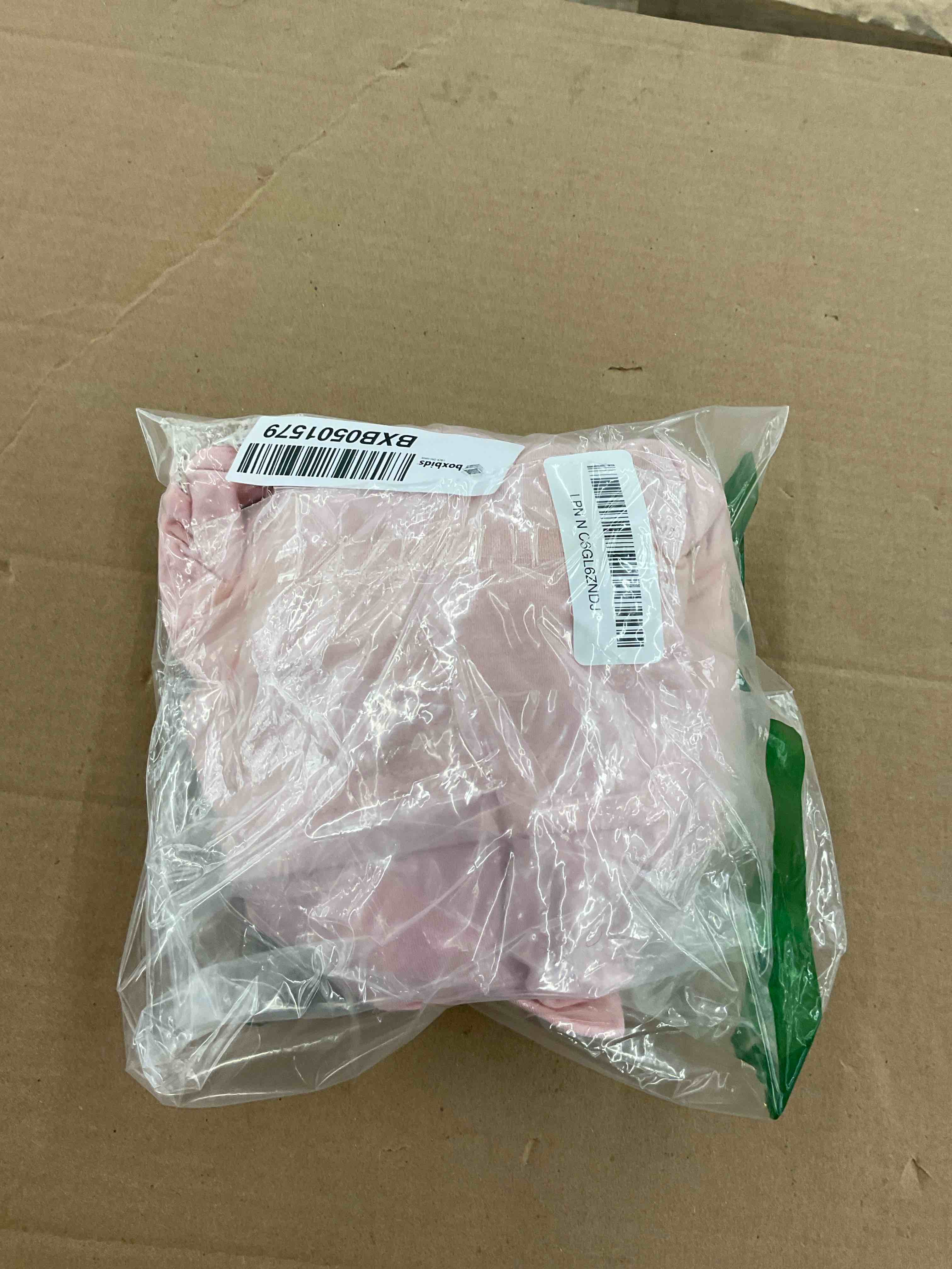 https://s3.amazonaws.com/lotting-images-prod/BoxBids/BXB0501579_1778687966780.jpeg