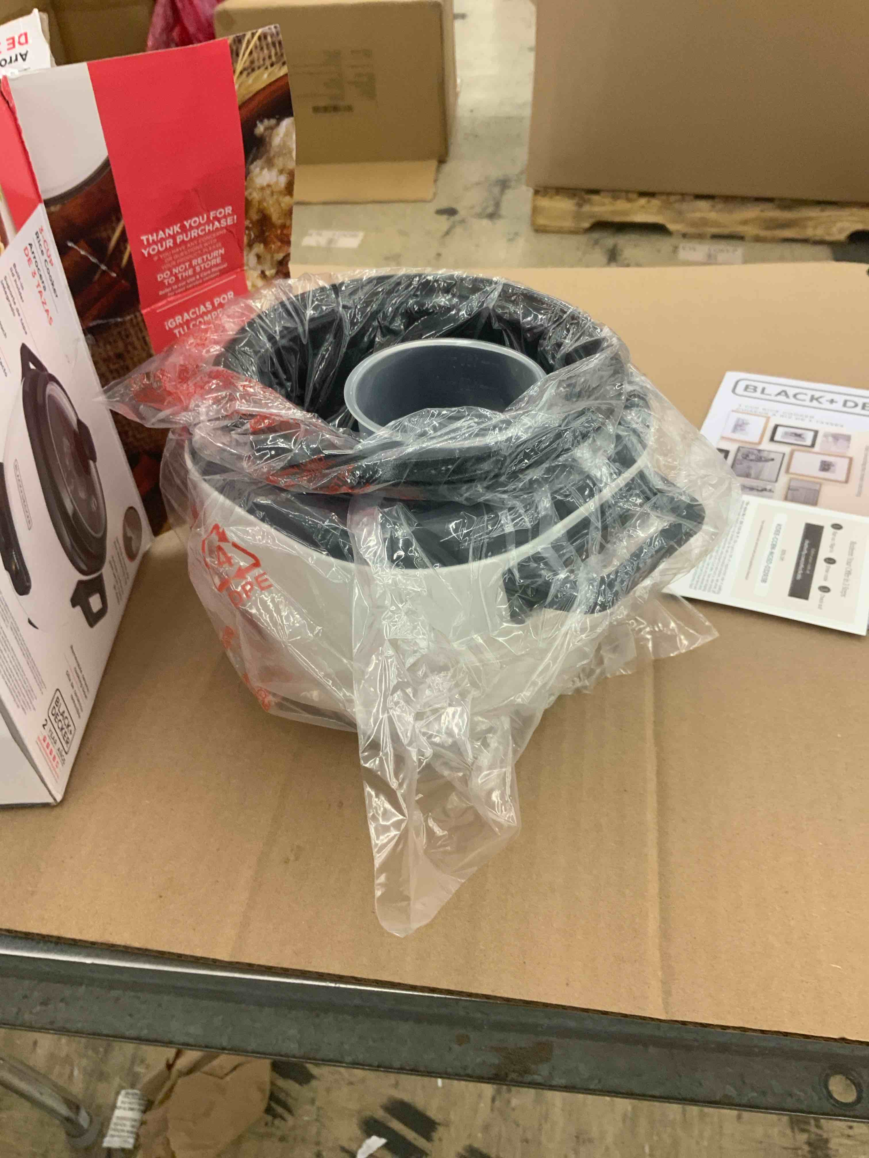 https://s3.amazonaws.com/lotting-images-prod/BoxBids/BXB0501722_1778685822230.jpeg