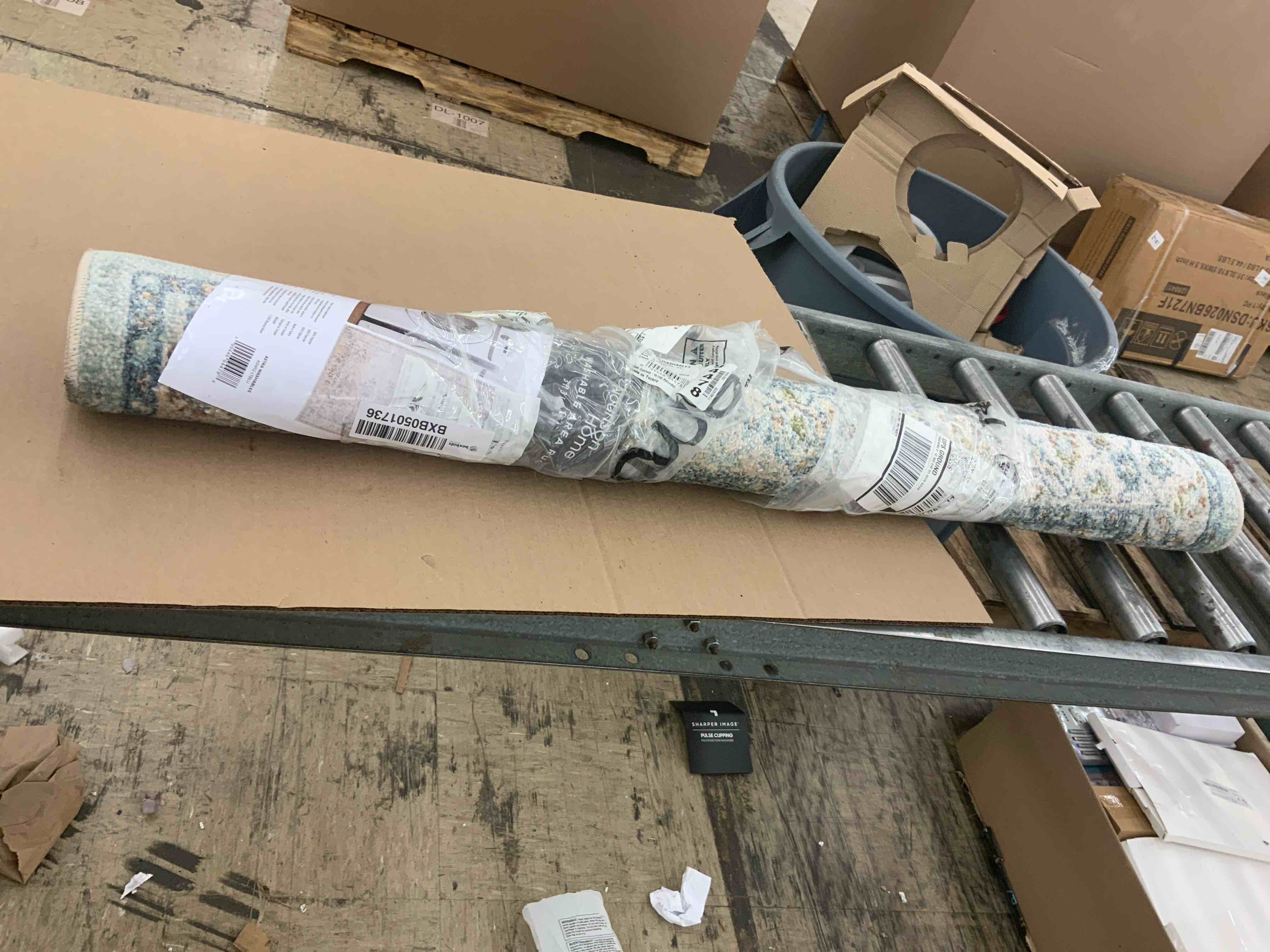 https://s3.amazonaws.com/lotting-images-prod/BoxBids/BXB0501736_1778694655321.jpeg