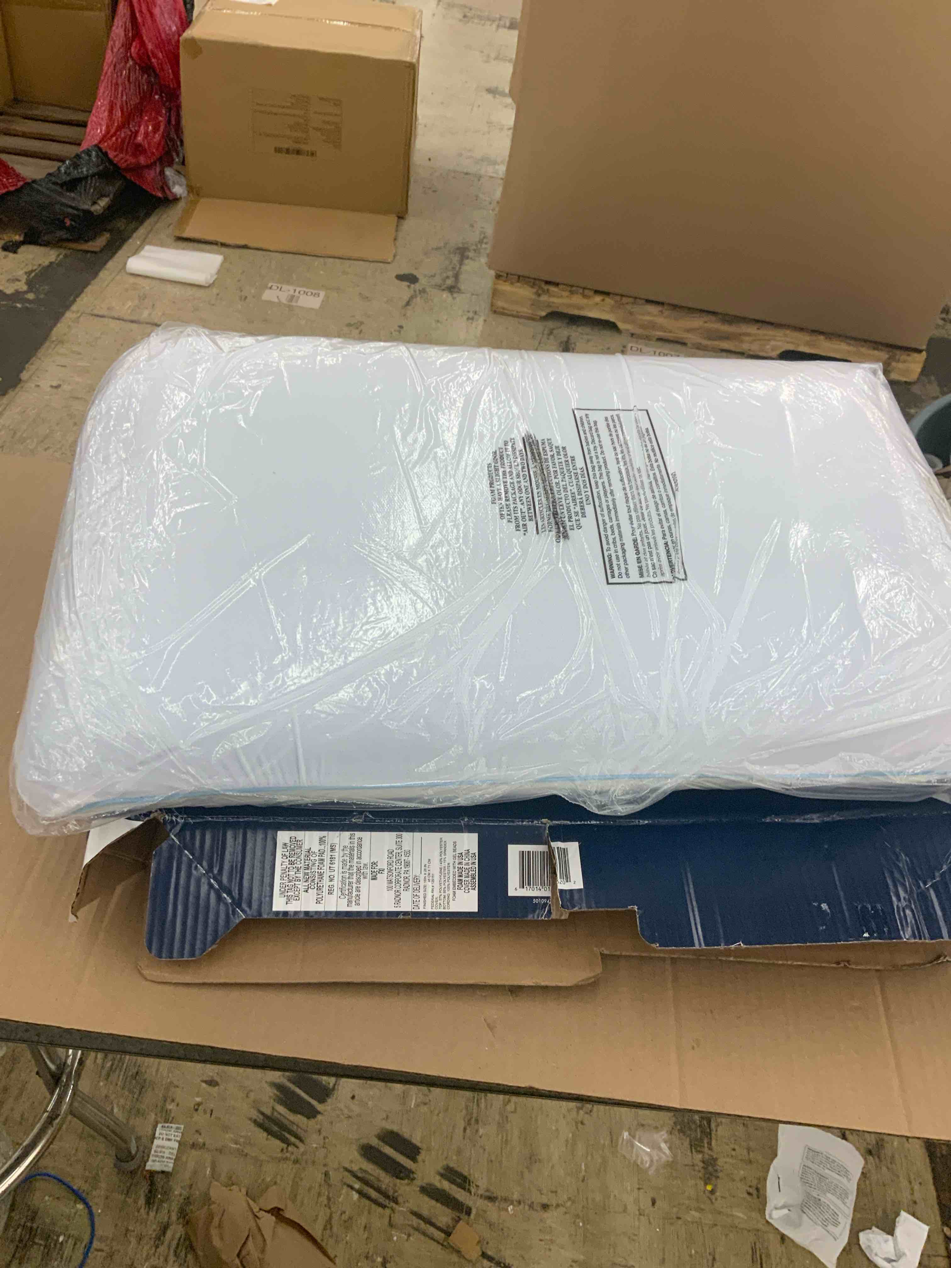 https://s3.amazonaws.com/lotting-images-prod/BoxBids/BXB0501753_1778766231353.jpeg