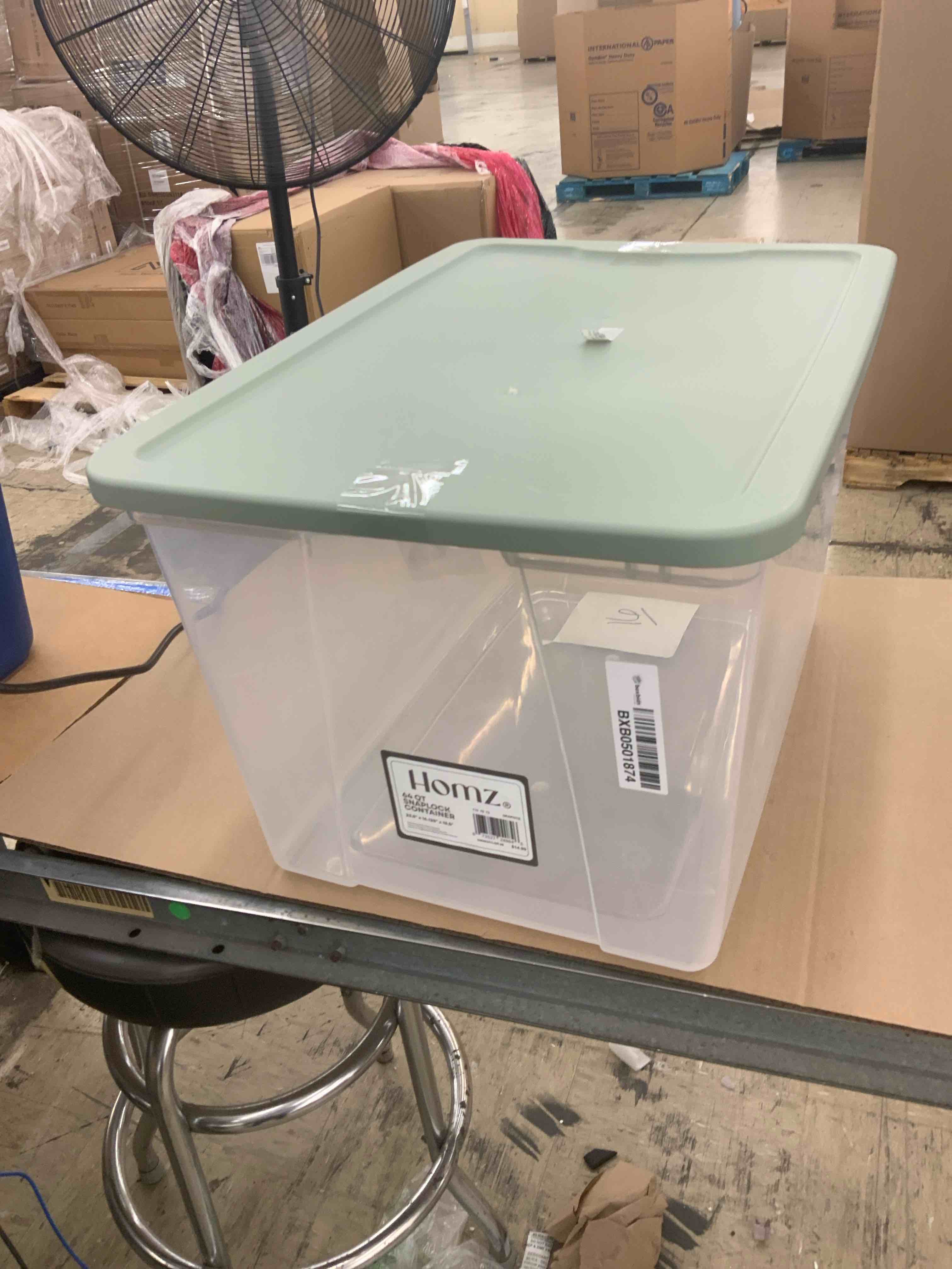 https://s3.amazonaws.com/lotting-images-prod/BoxBids/BXB0501874_1778683240079.jpeg
